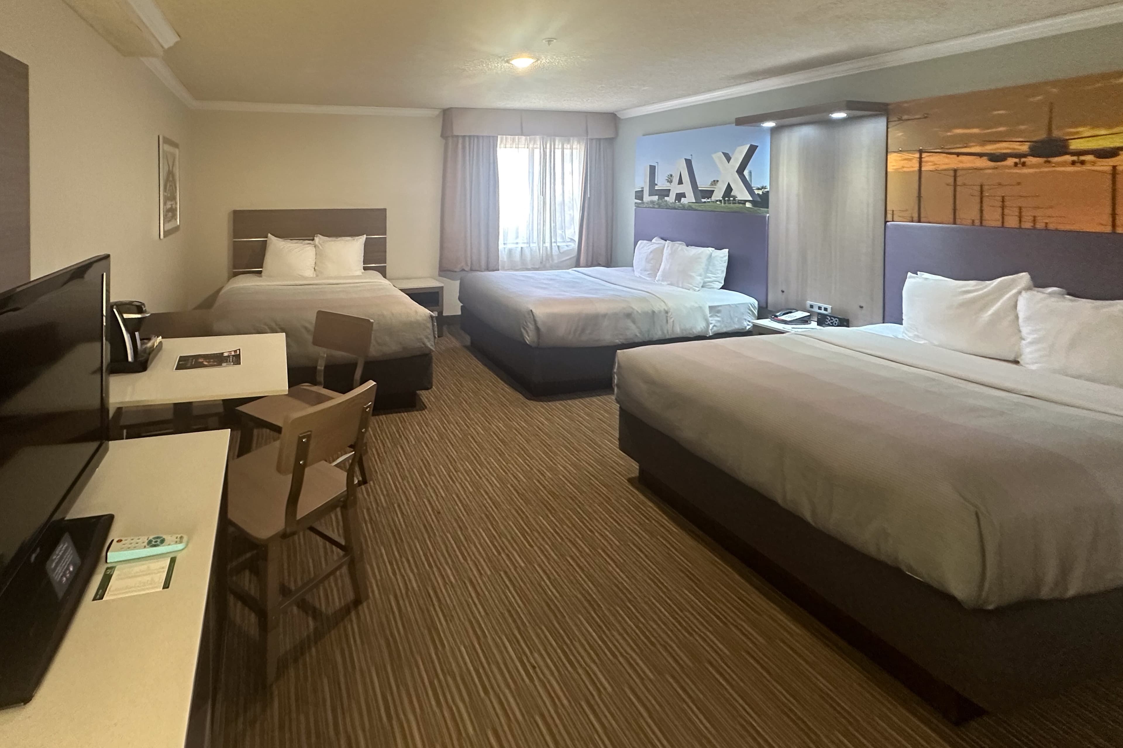 Quality Inn & Suites Los Angeles Airport - Stadium District — 7