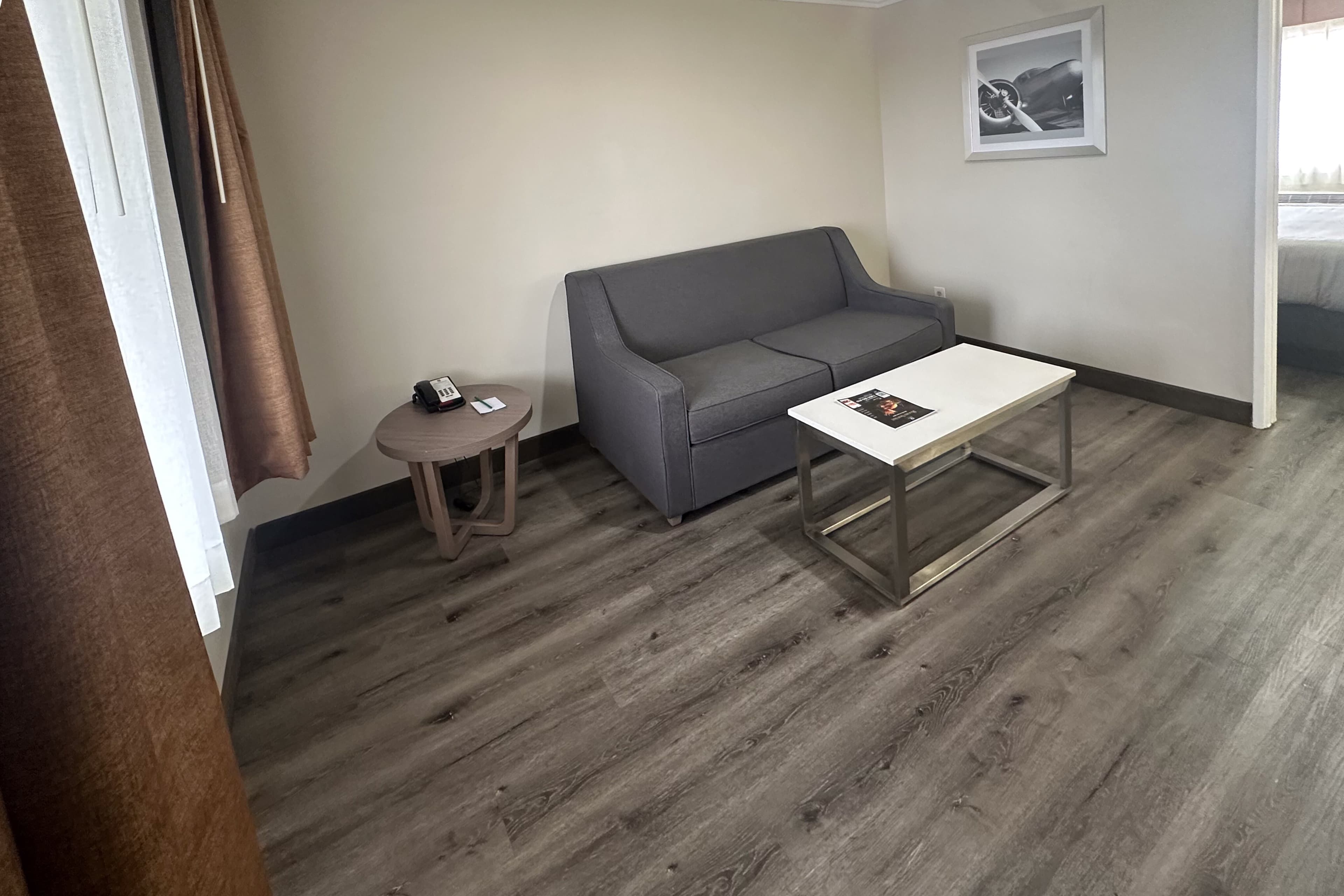 Quality Inn & Suites Los Angeles Airport - Stadium District — 52