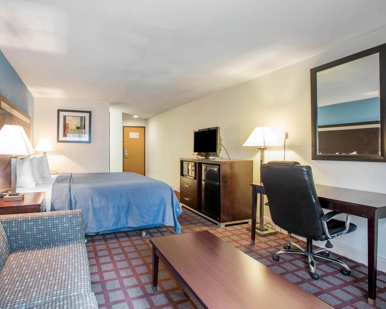 Quality Inn near Mammoth Mountain Ski Resort - Image 3