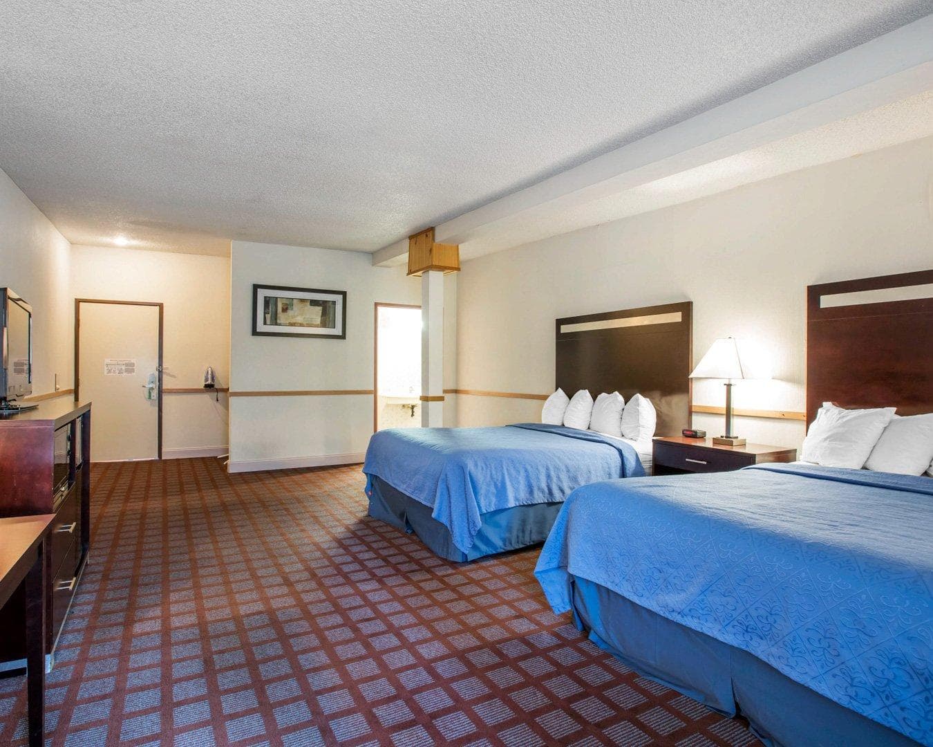Quality Inn near Mammoth Mountain Ski Resort — 7