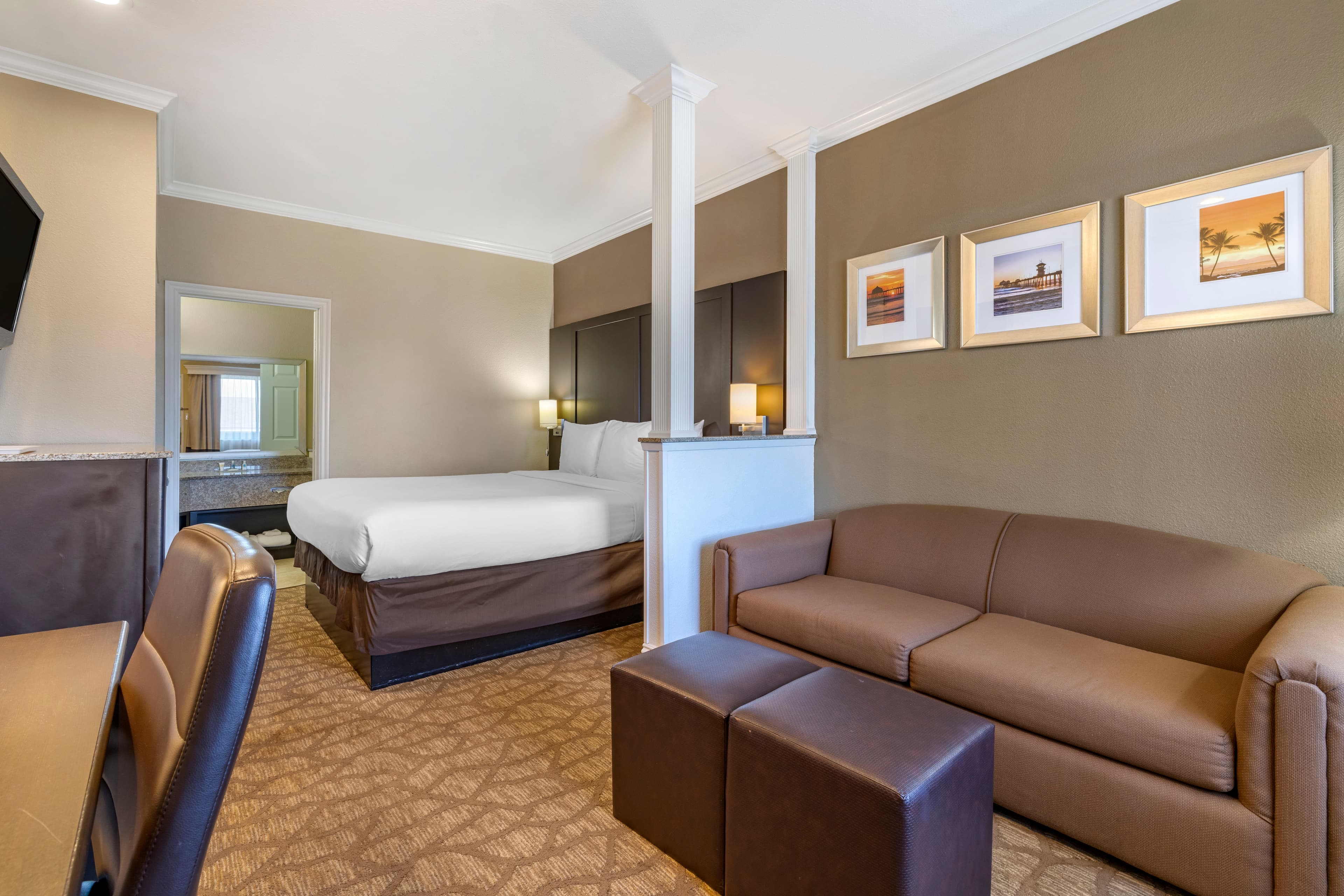 Comfort Inn & Suites Huntington Beach — 6