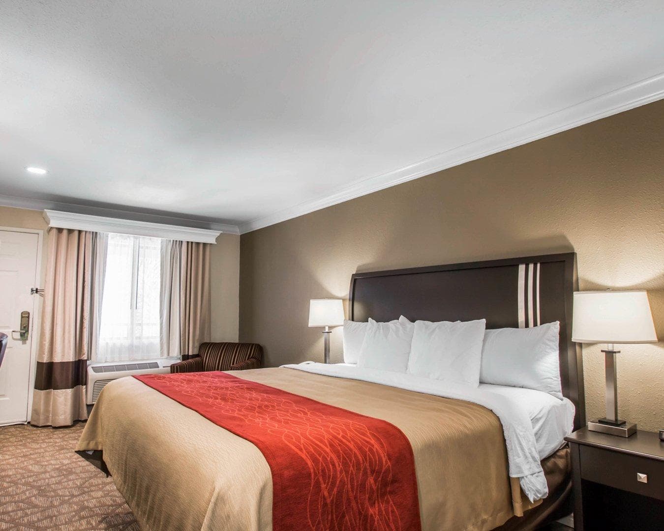 Quality Inn Downey - Image 2