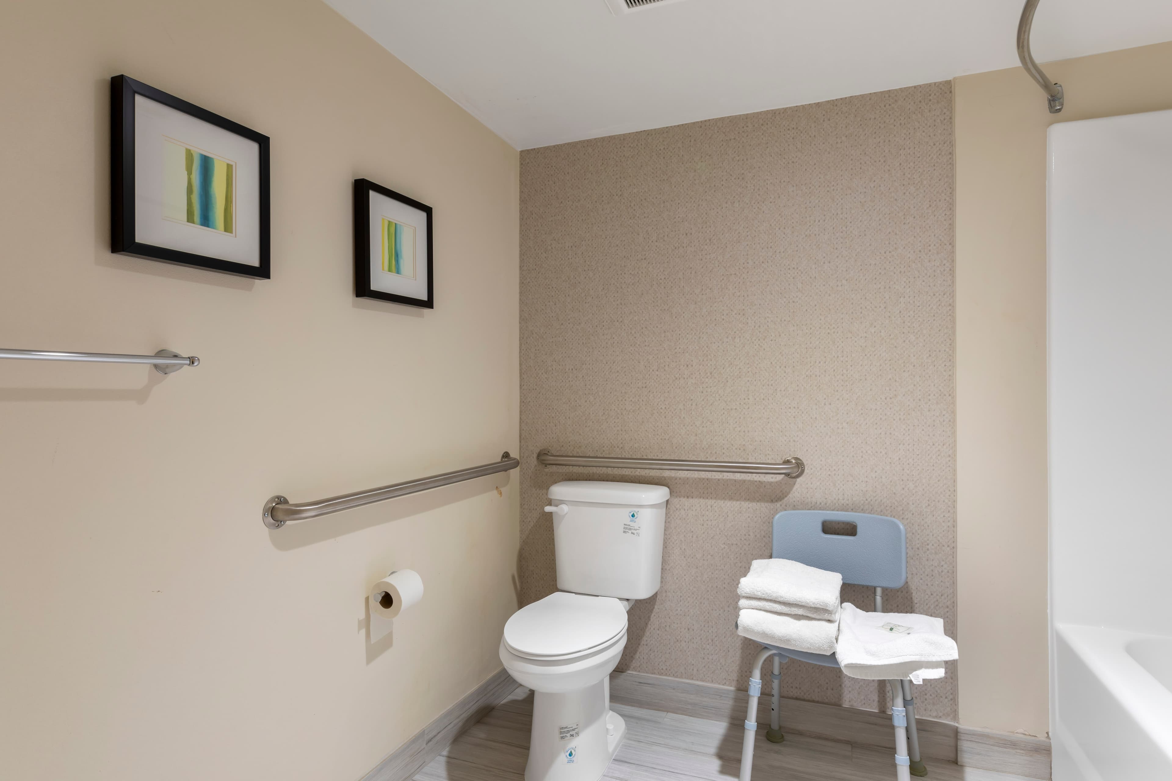 Quality Inn & Suites Camarillo-Oxnard — 19