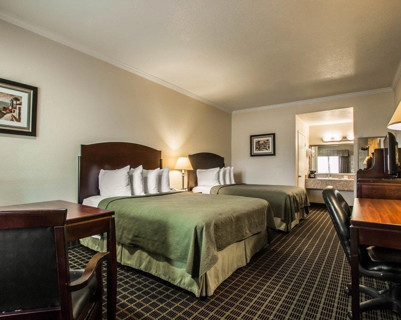 Quality Inn Temecula Valley Wine Country — 8