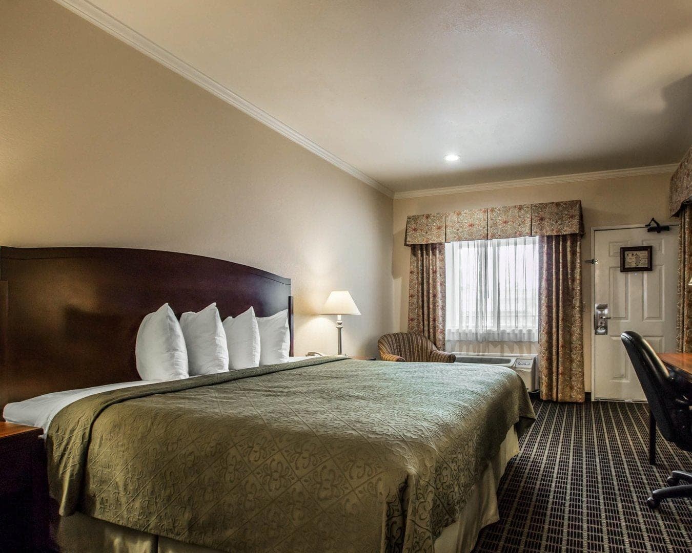 Quality Inn Temecula Valley Wine Country - Image 1