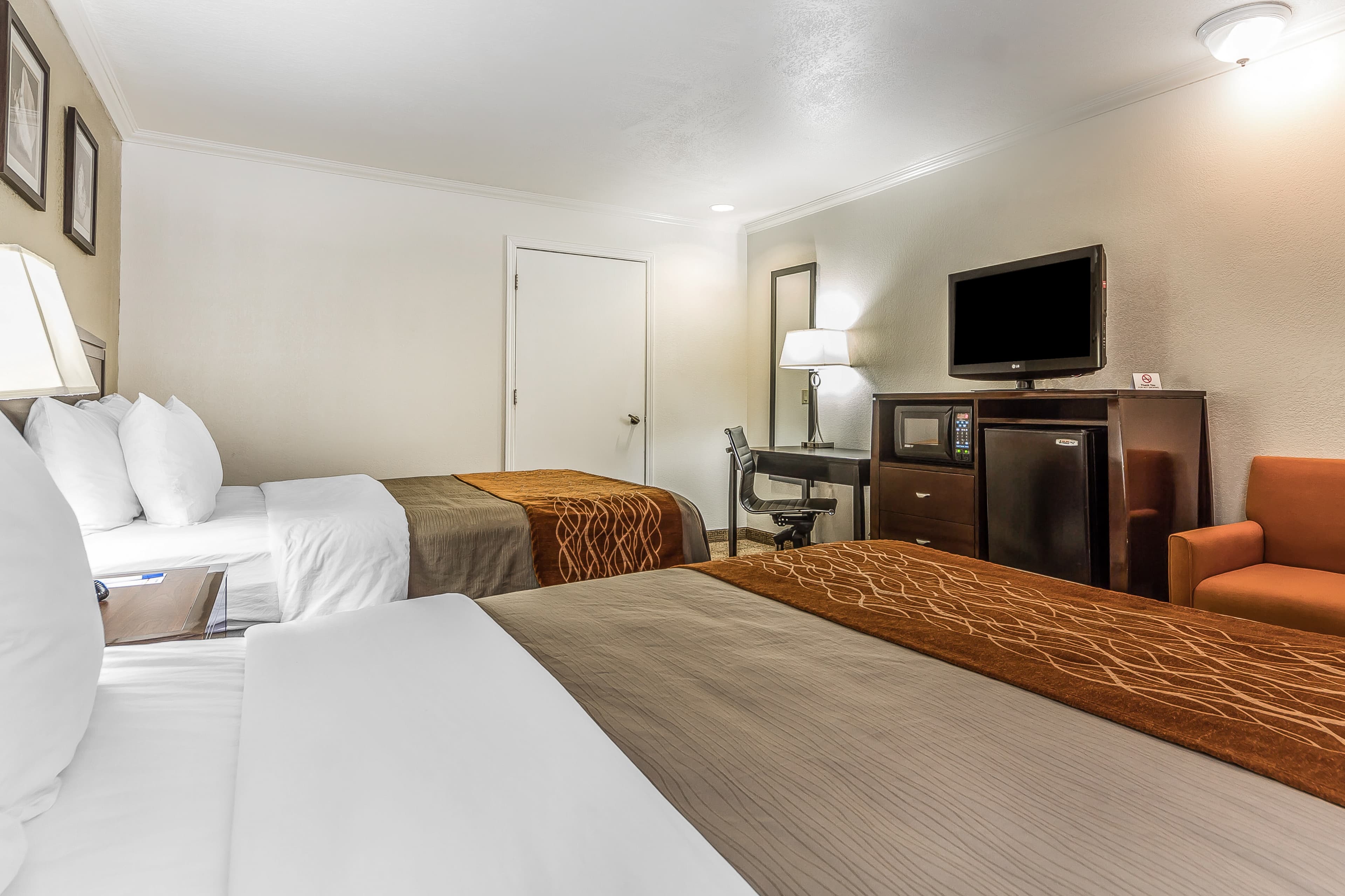 Comfort Inn Santa Cruz North - Image 4