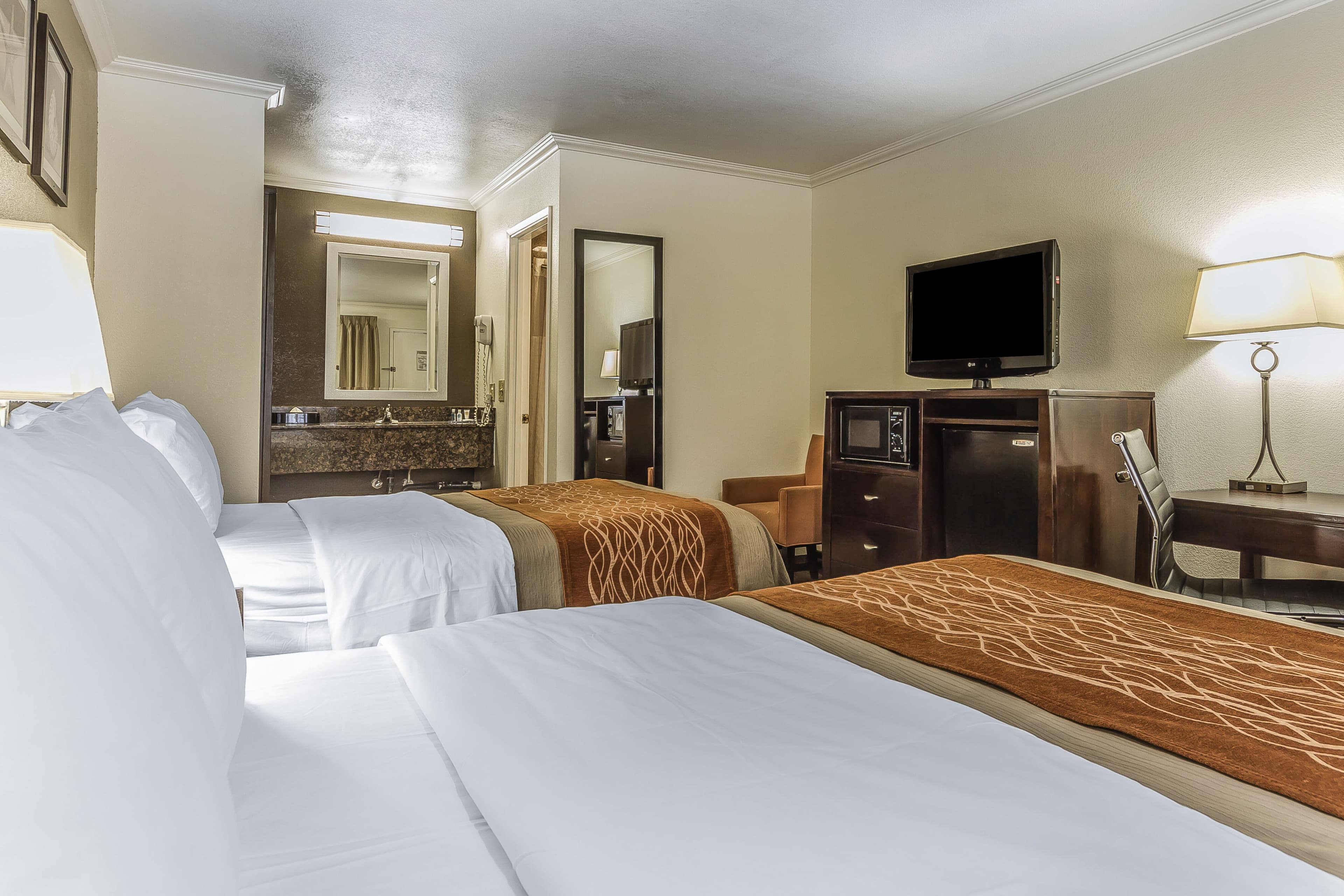 Comfort Inn Santa Cruz North — 7