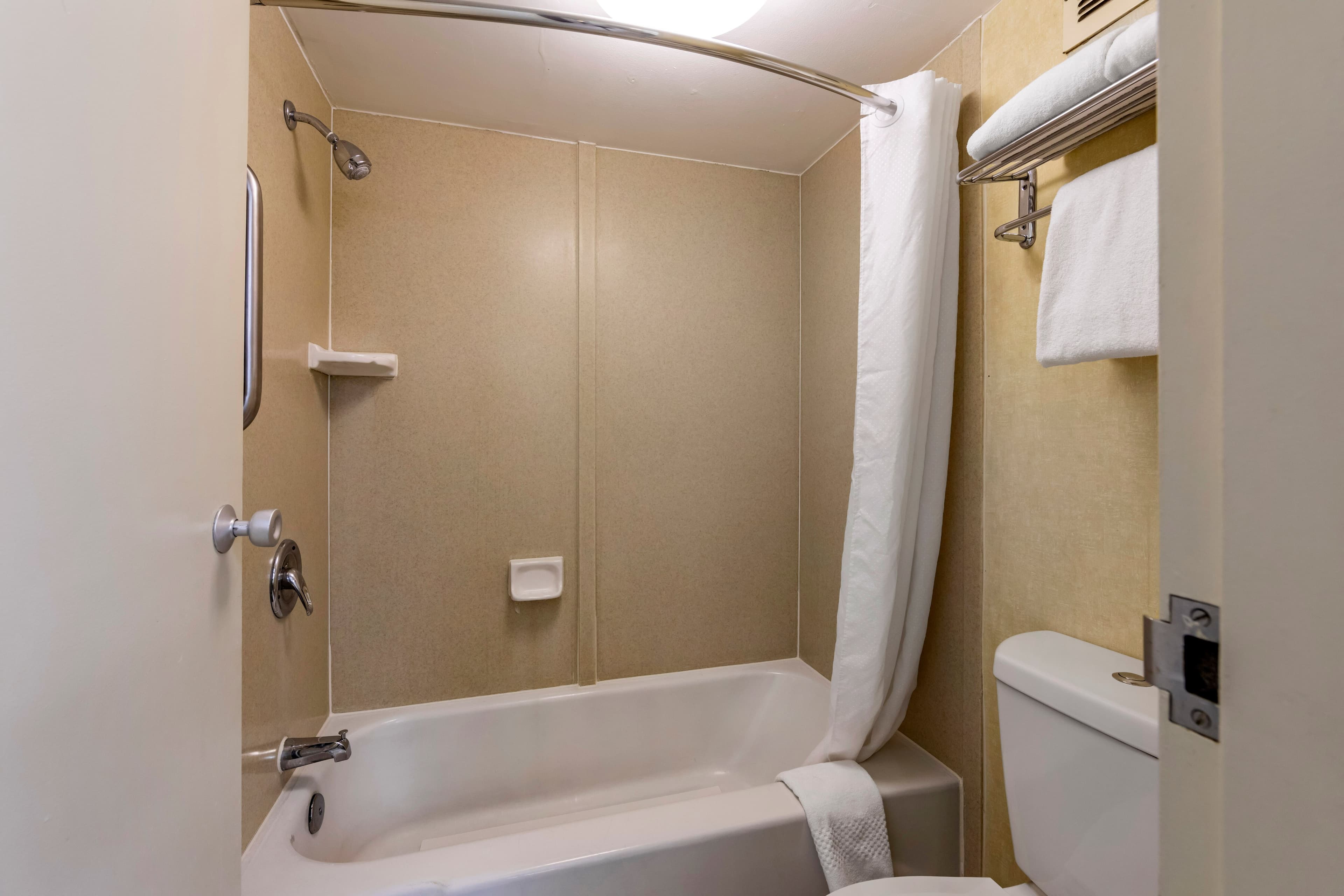 Quality Inn Barstow Route 66 — 6