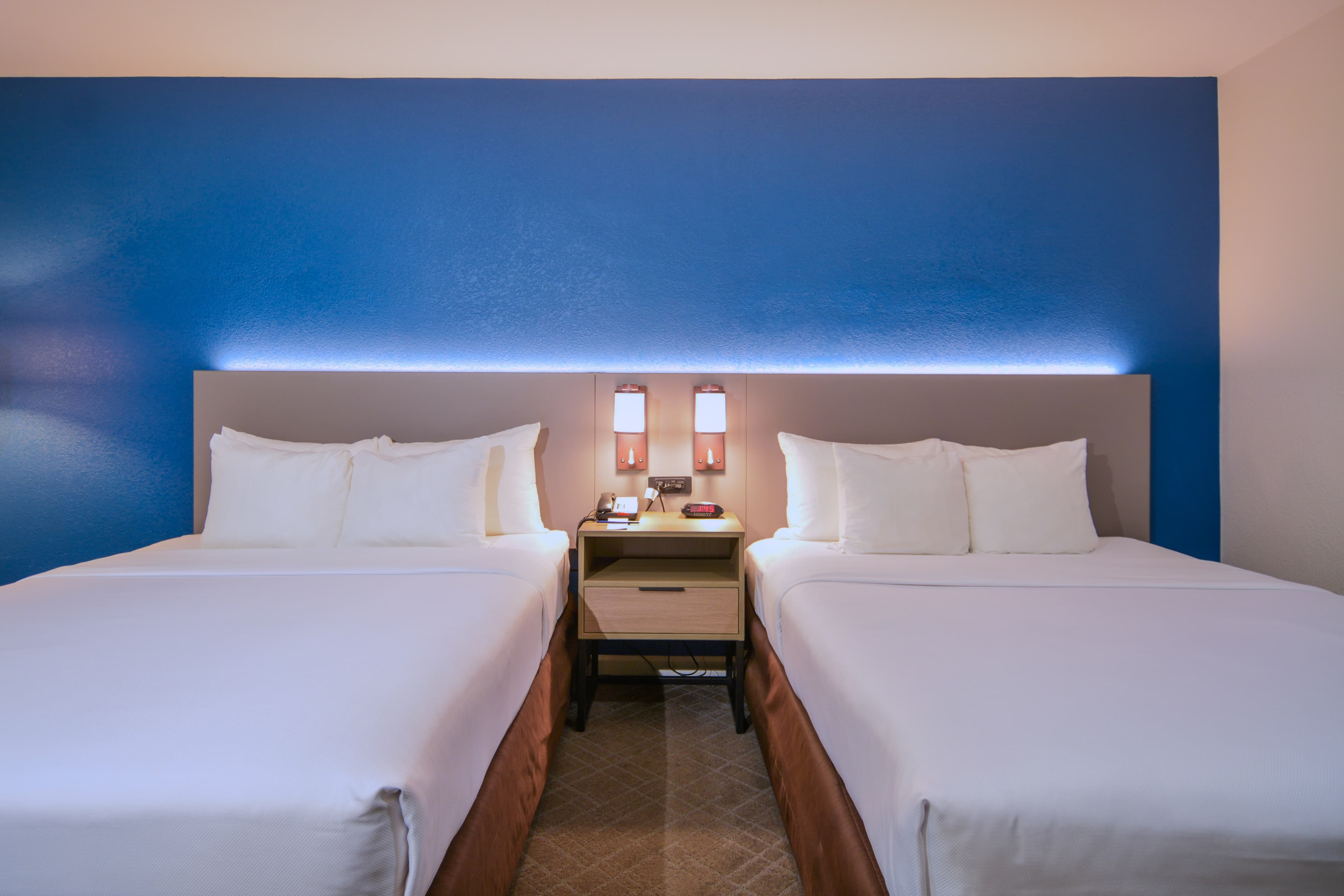 Comfort Inn & Suites Moreno Valley Near March Air Reserve Base — 23