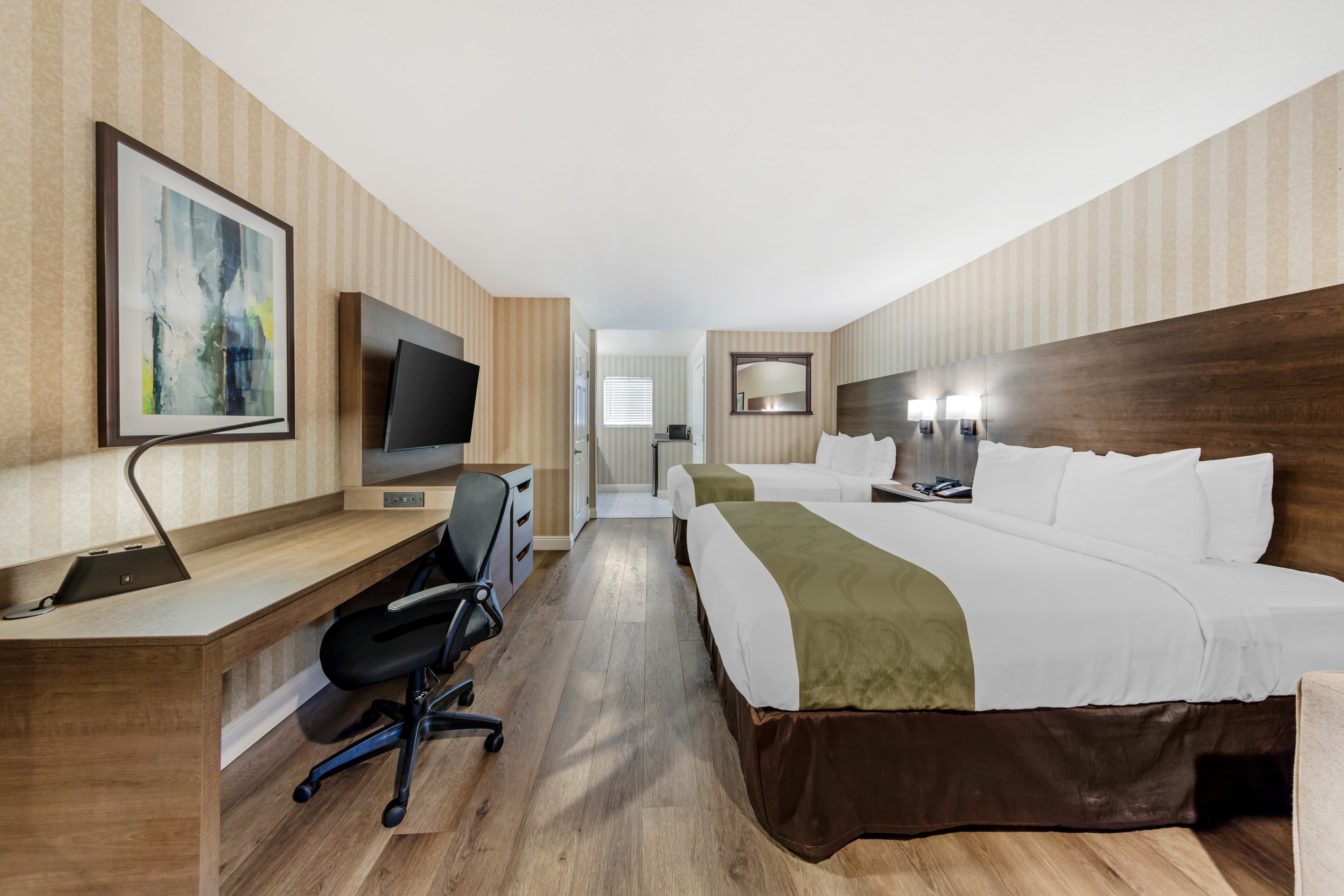 Quality Inn & Suites Anaheim Maingate — 15