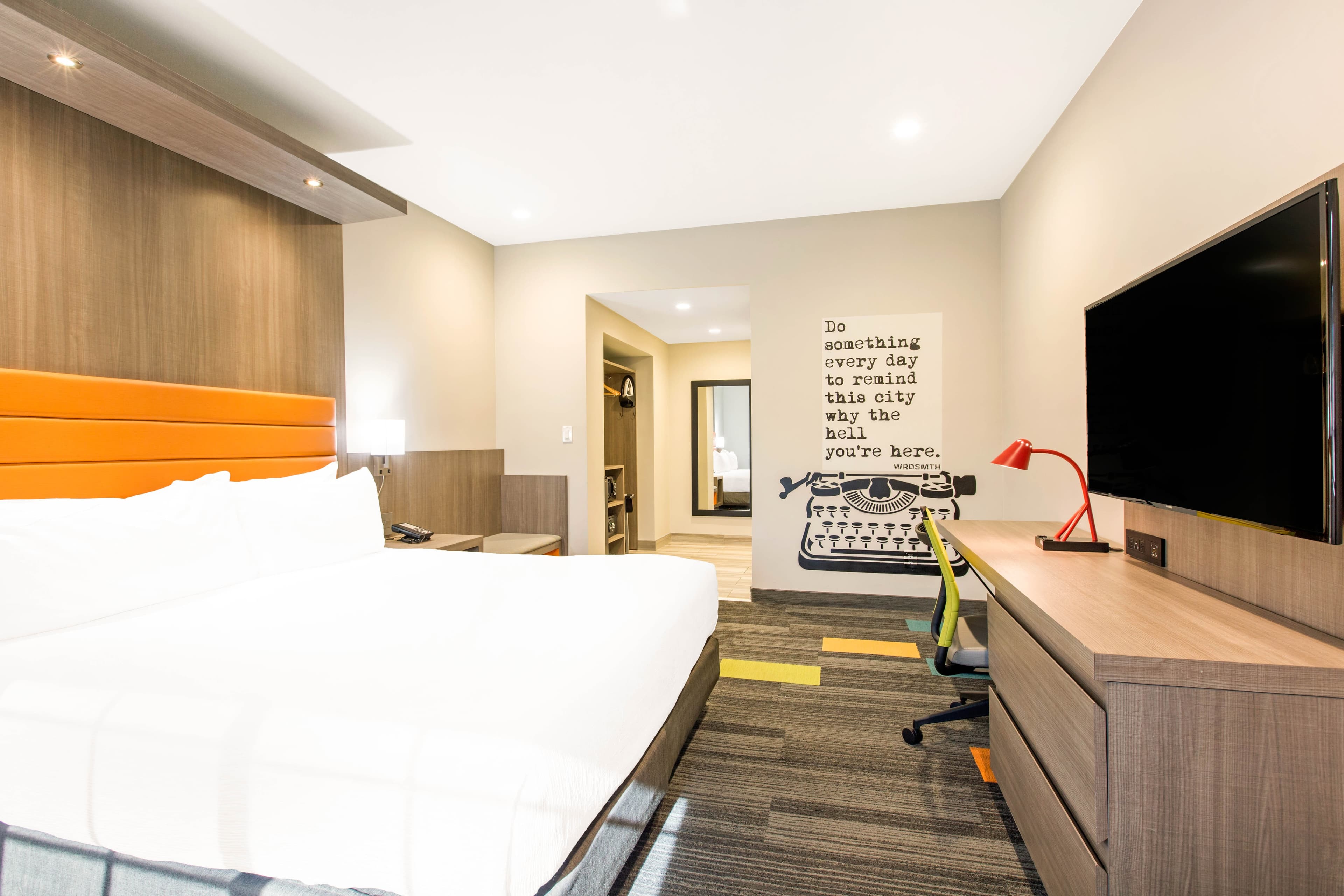 Rodeway Inn near Melrose Ave - Image 1
