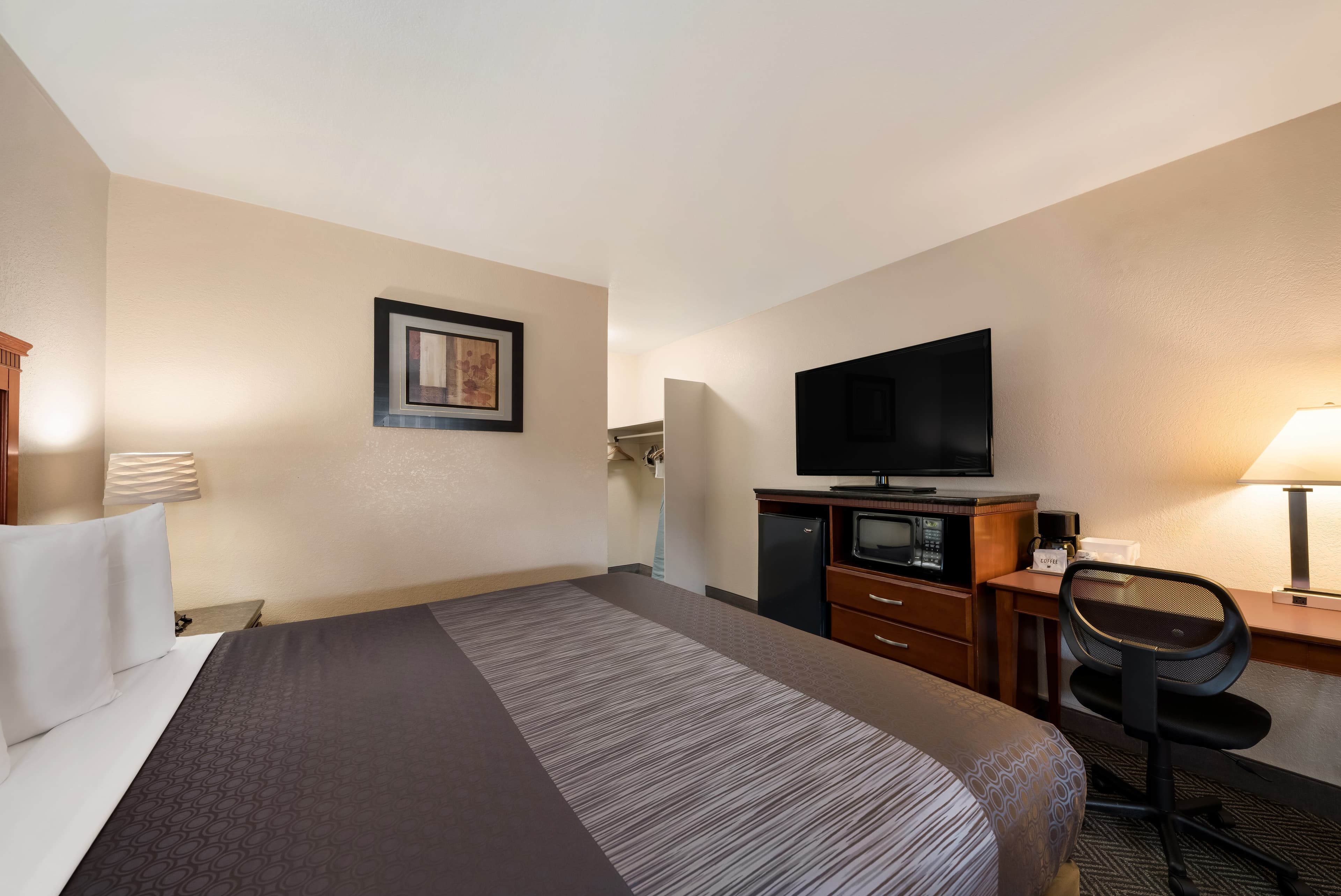 Rodeway Inn South San Francisco Airport - Image 5