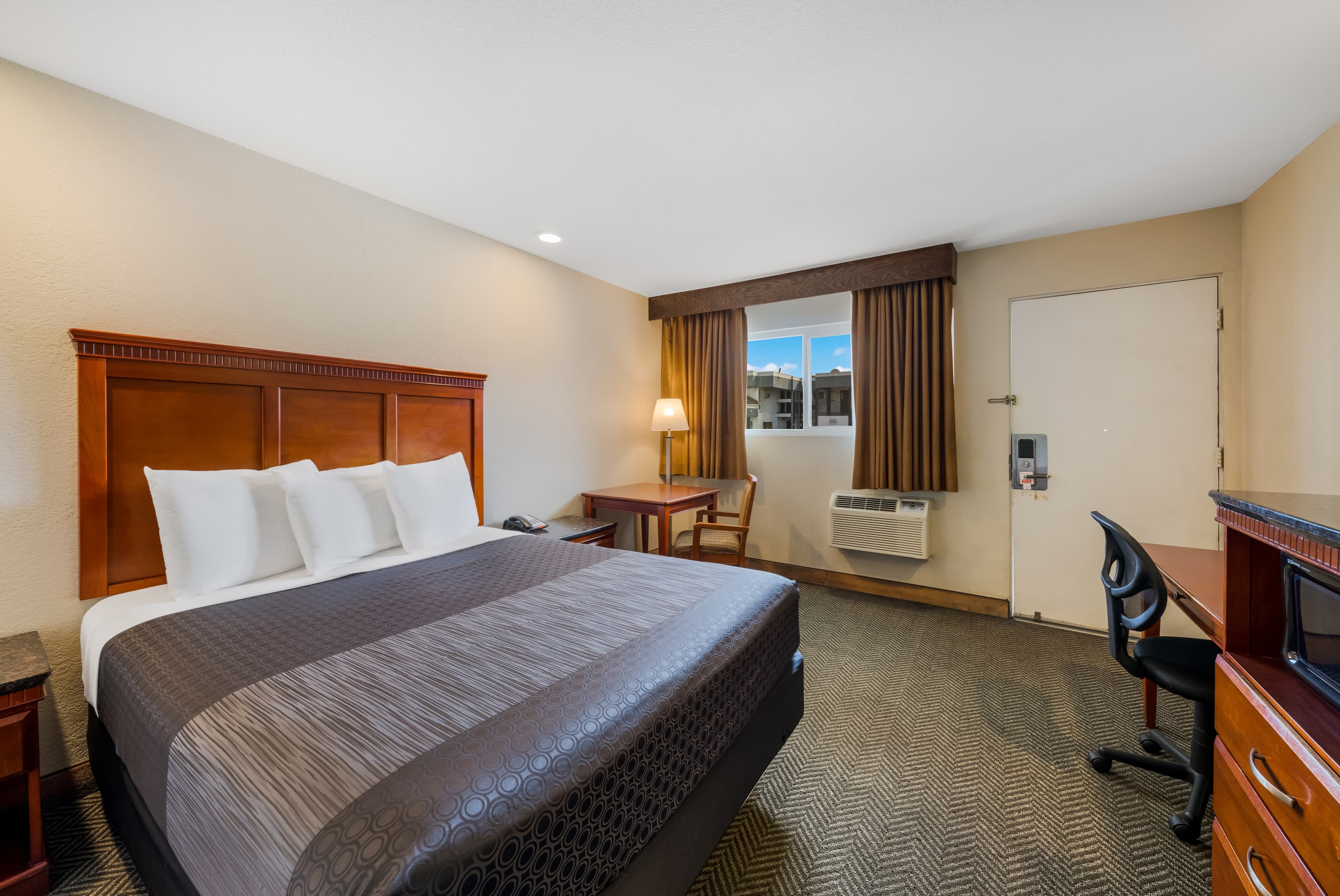 Rodeway Inn South San Francisco Airport — 12