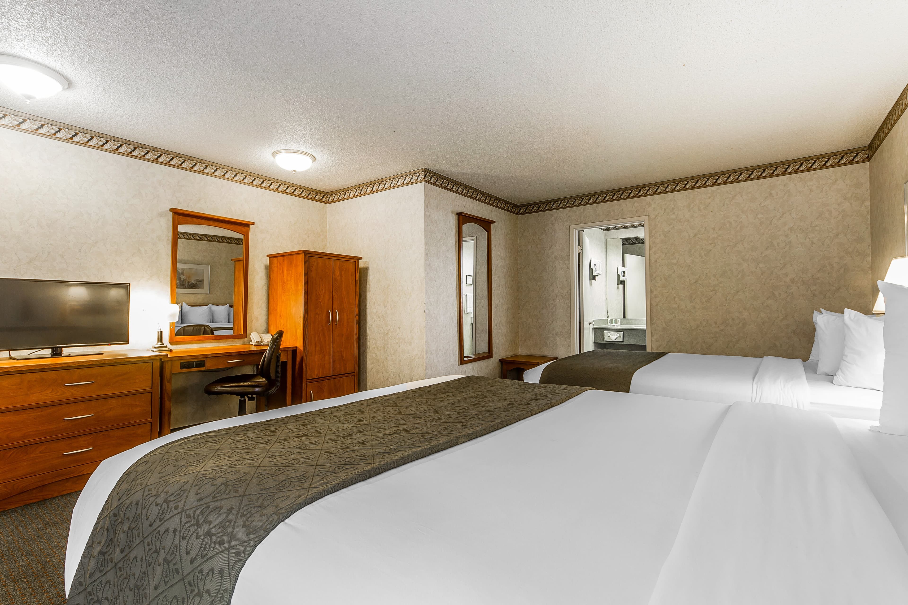 Quality Inn & Suites Silicon Valley — 19