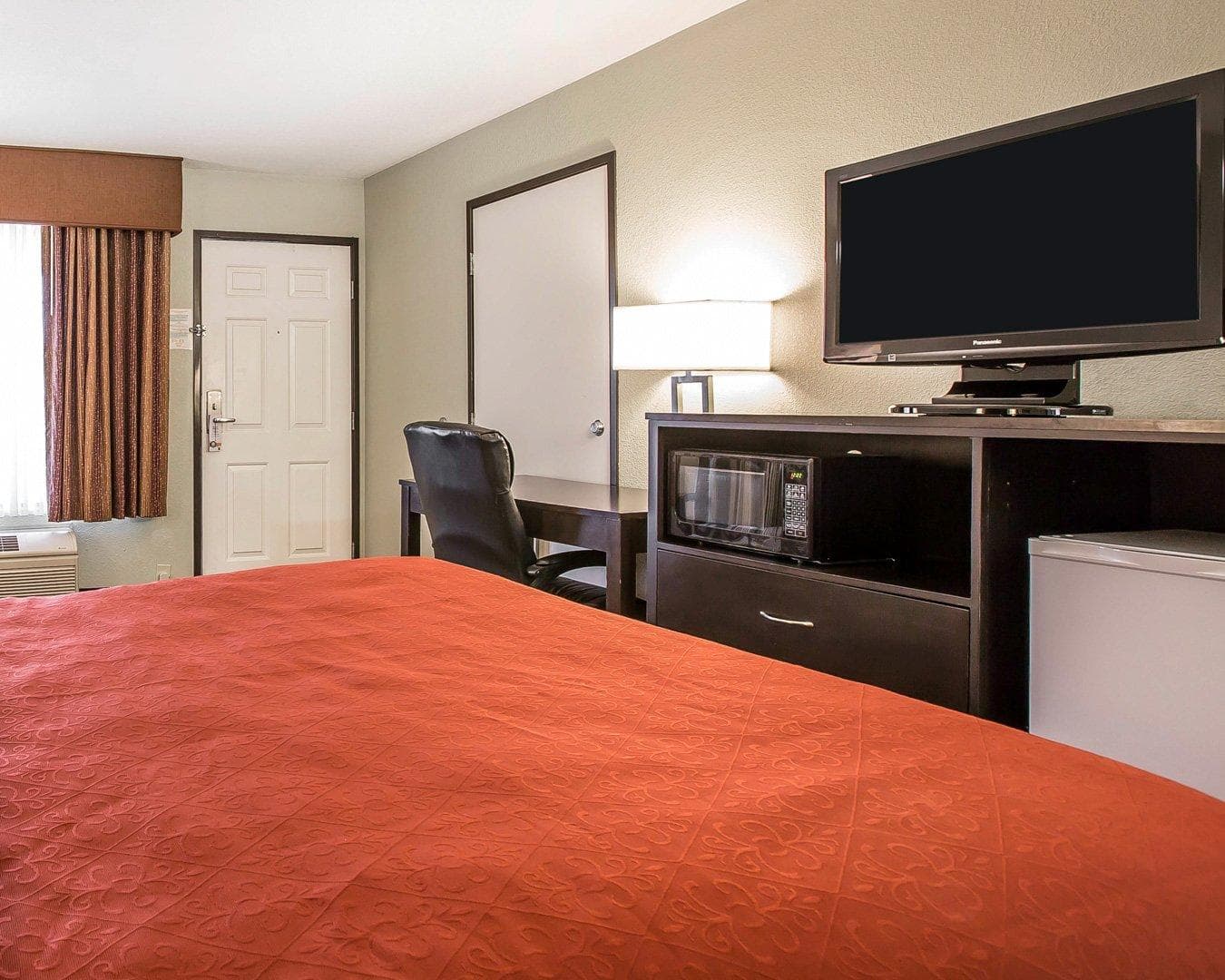 Quality Inn & Suites Woodland - Sacramento Airport — 9