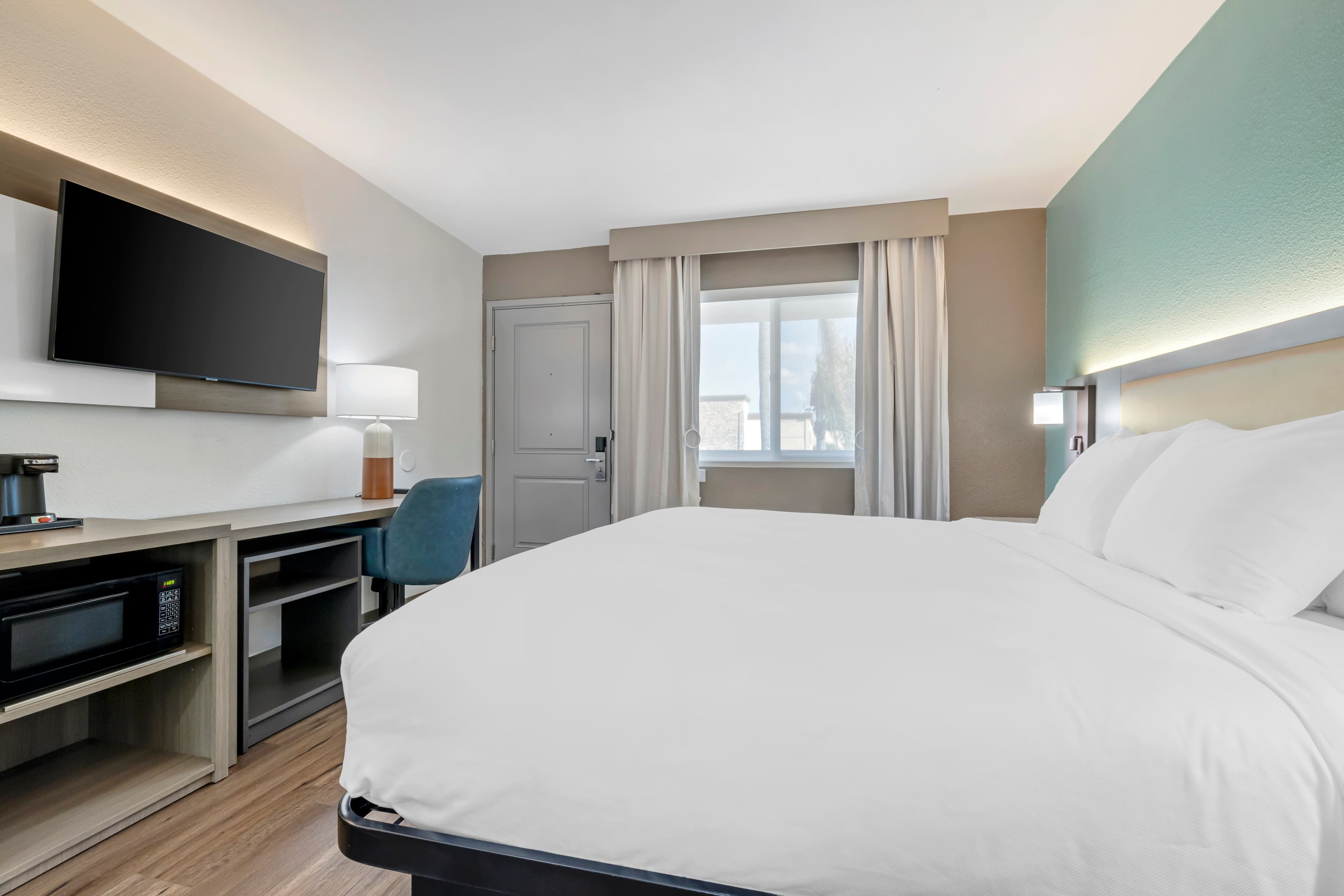 Comfort Inn Sea World Area — 8