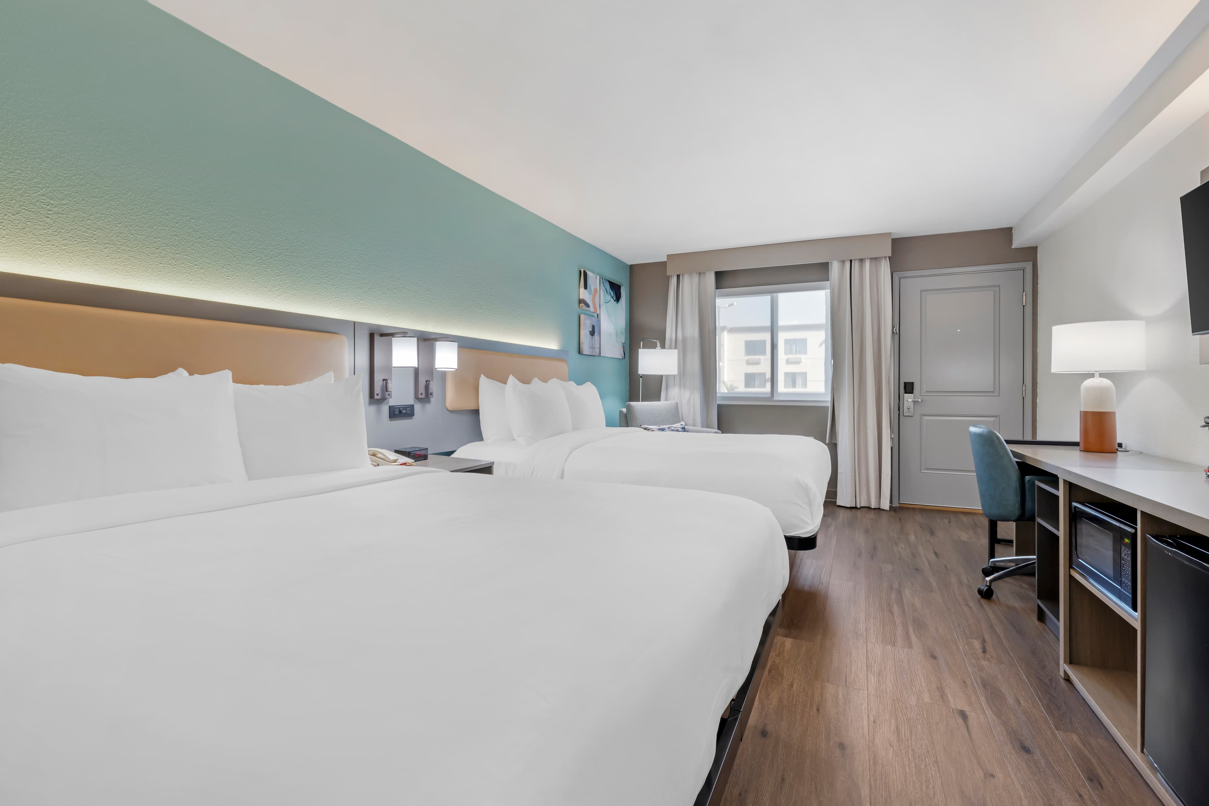 Comfort Inn Sea World Area — 19