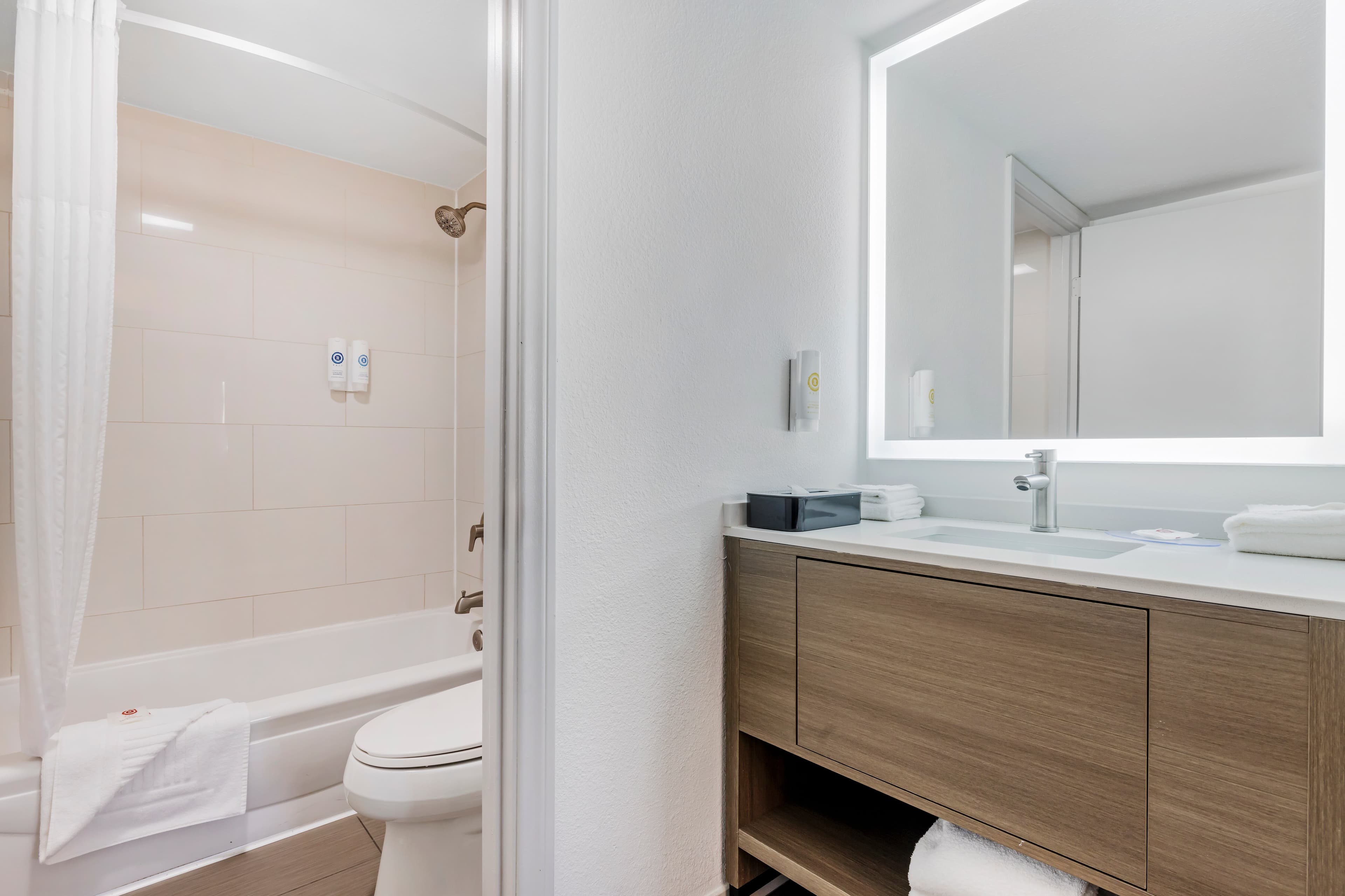Comfort Inn Sea World Area — 16