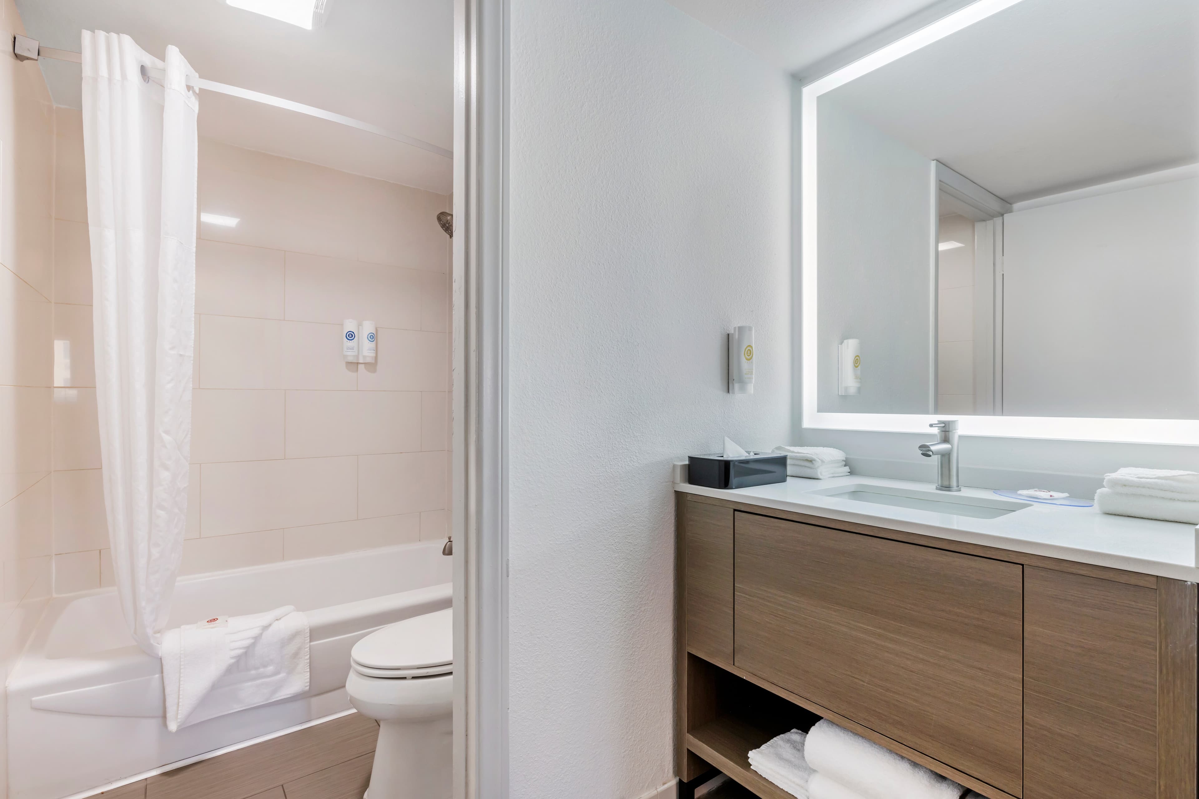 Comfort Inn Sea World Area — 21