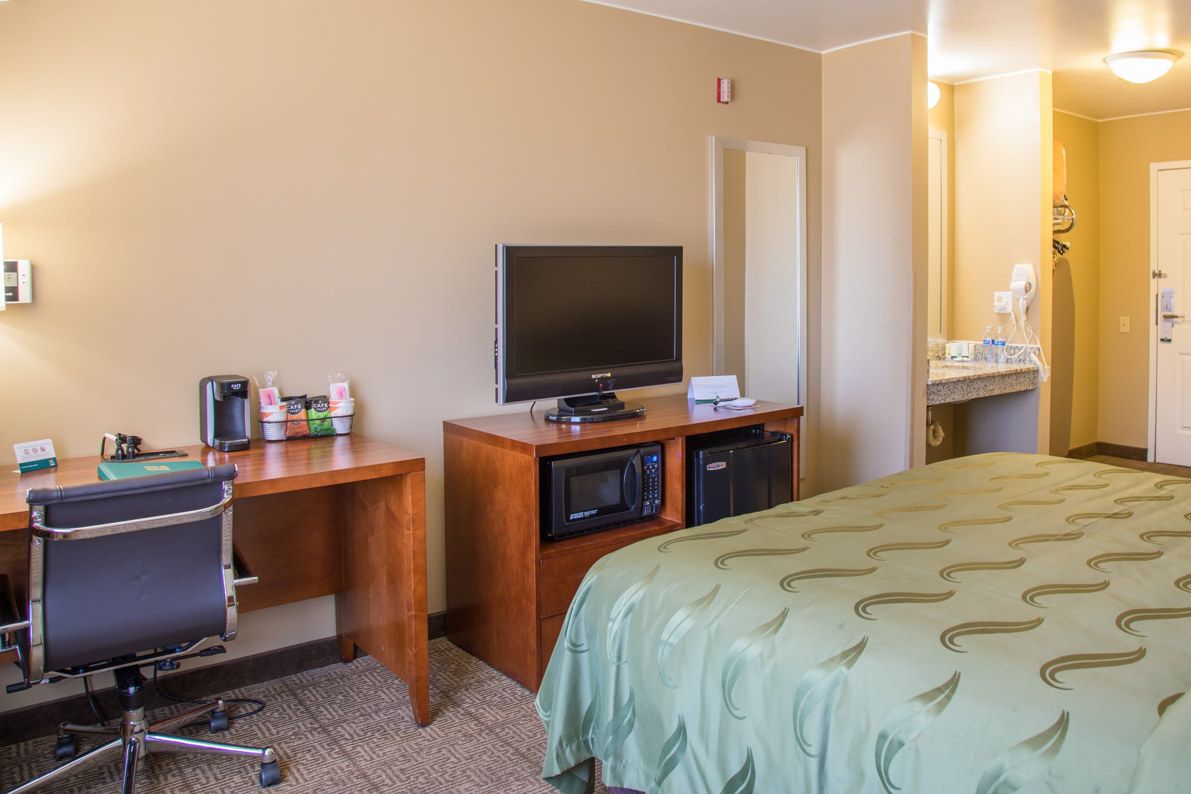 Quality Inn Merced Gateway to Yosemite - Image 4