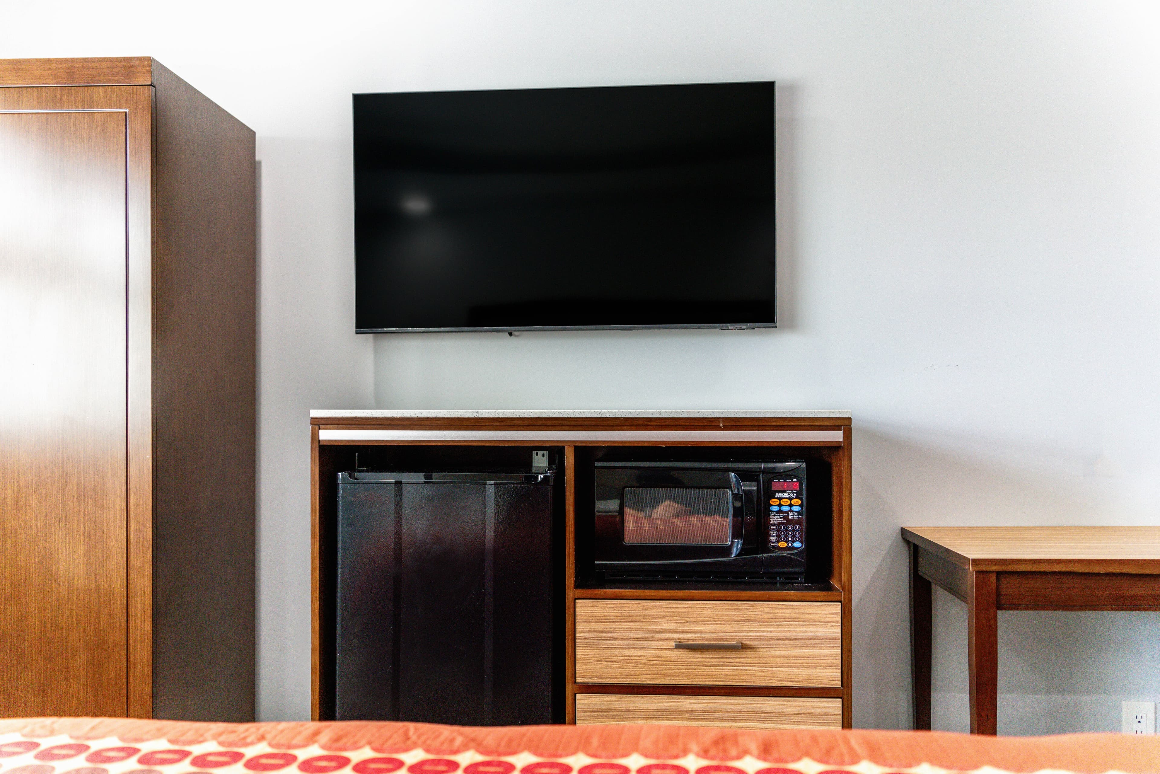 Rodeway Inn & Suites Pasadena — 7