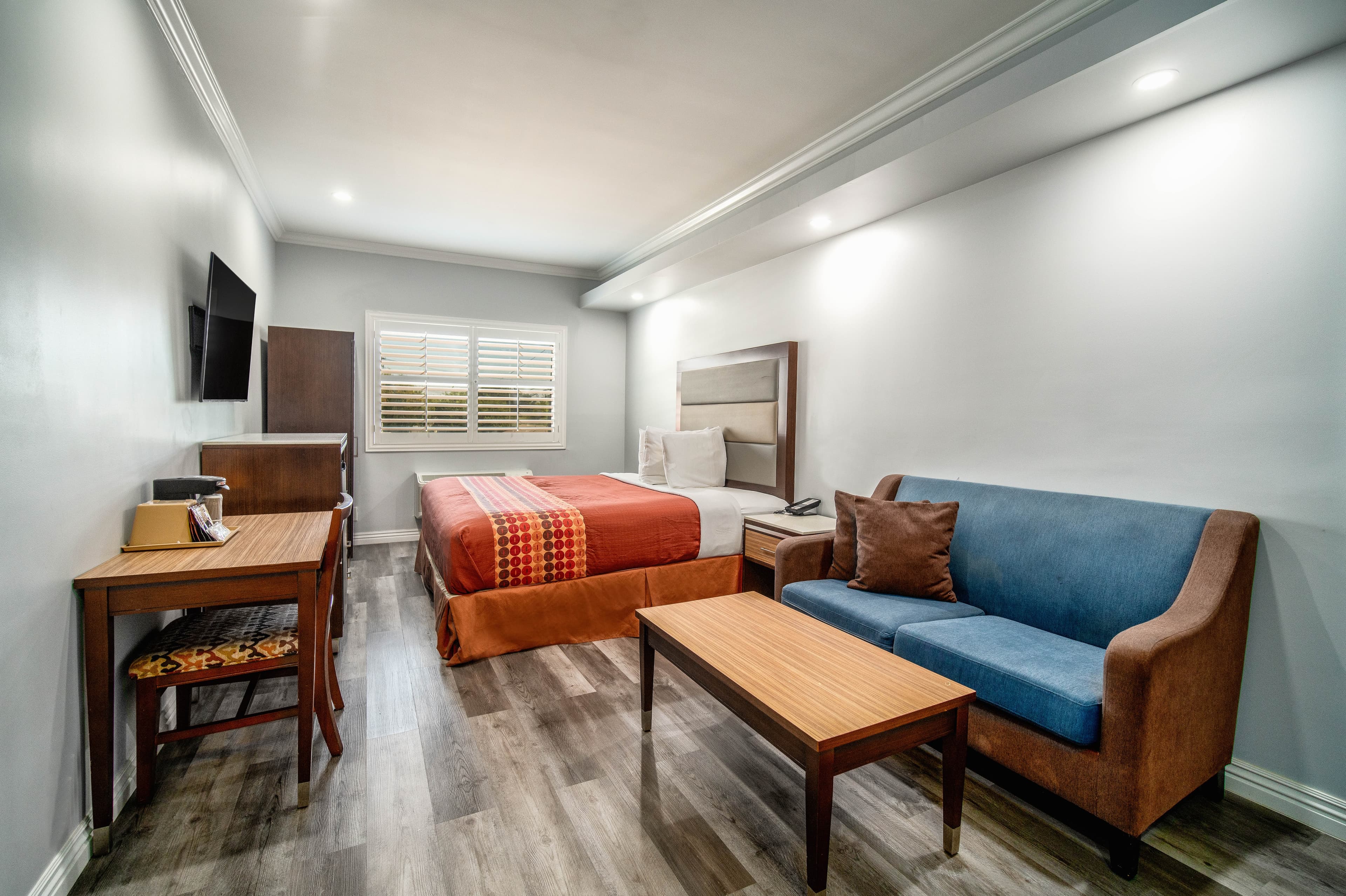 Rodeway Inn & Suites Pasadena — 13