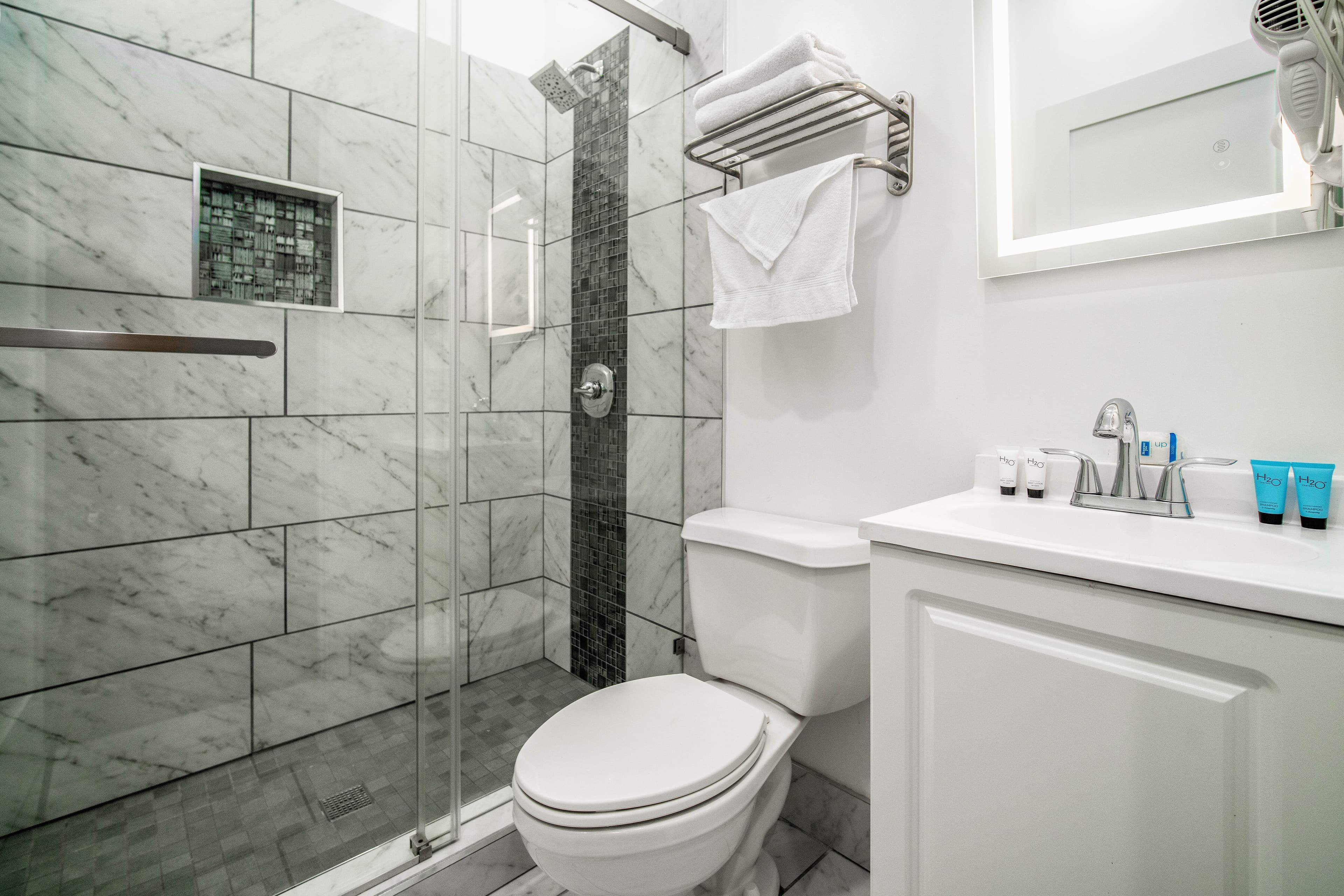 Rodeway Inn & Suites Pasadena — 19