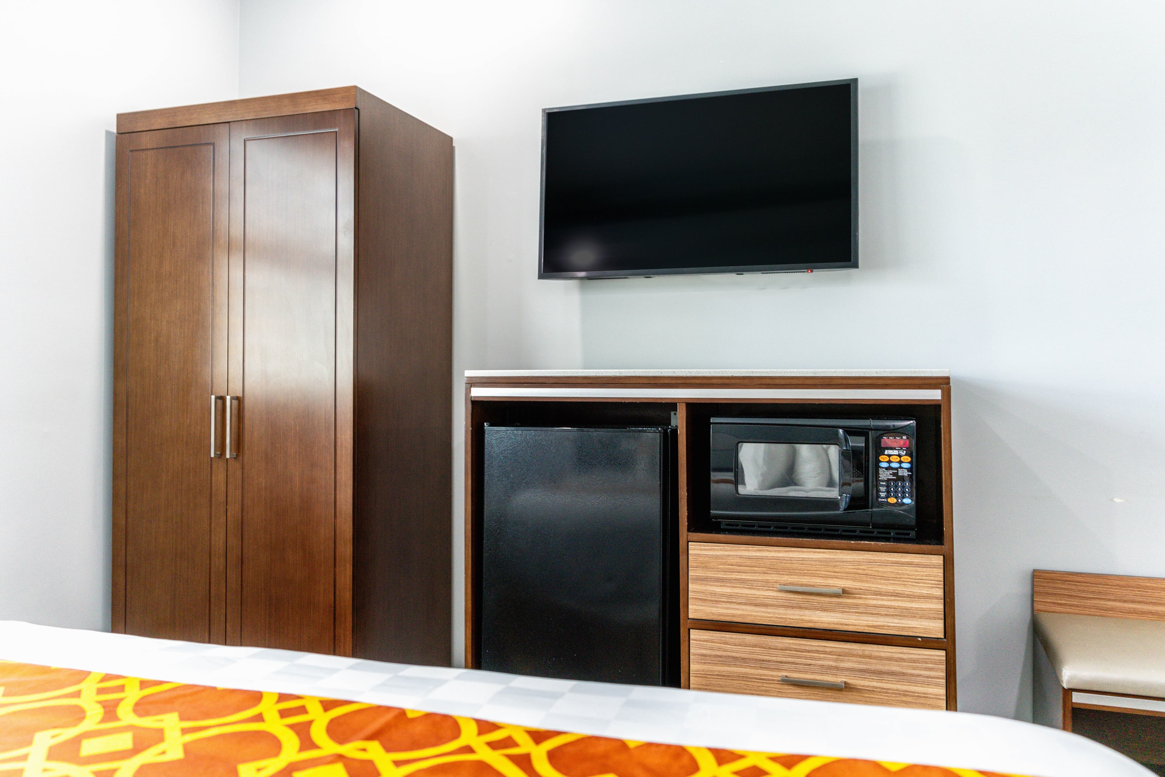 Rodeway Inn & Suites Pasadena — 36