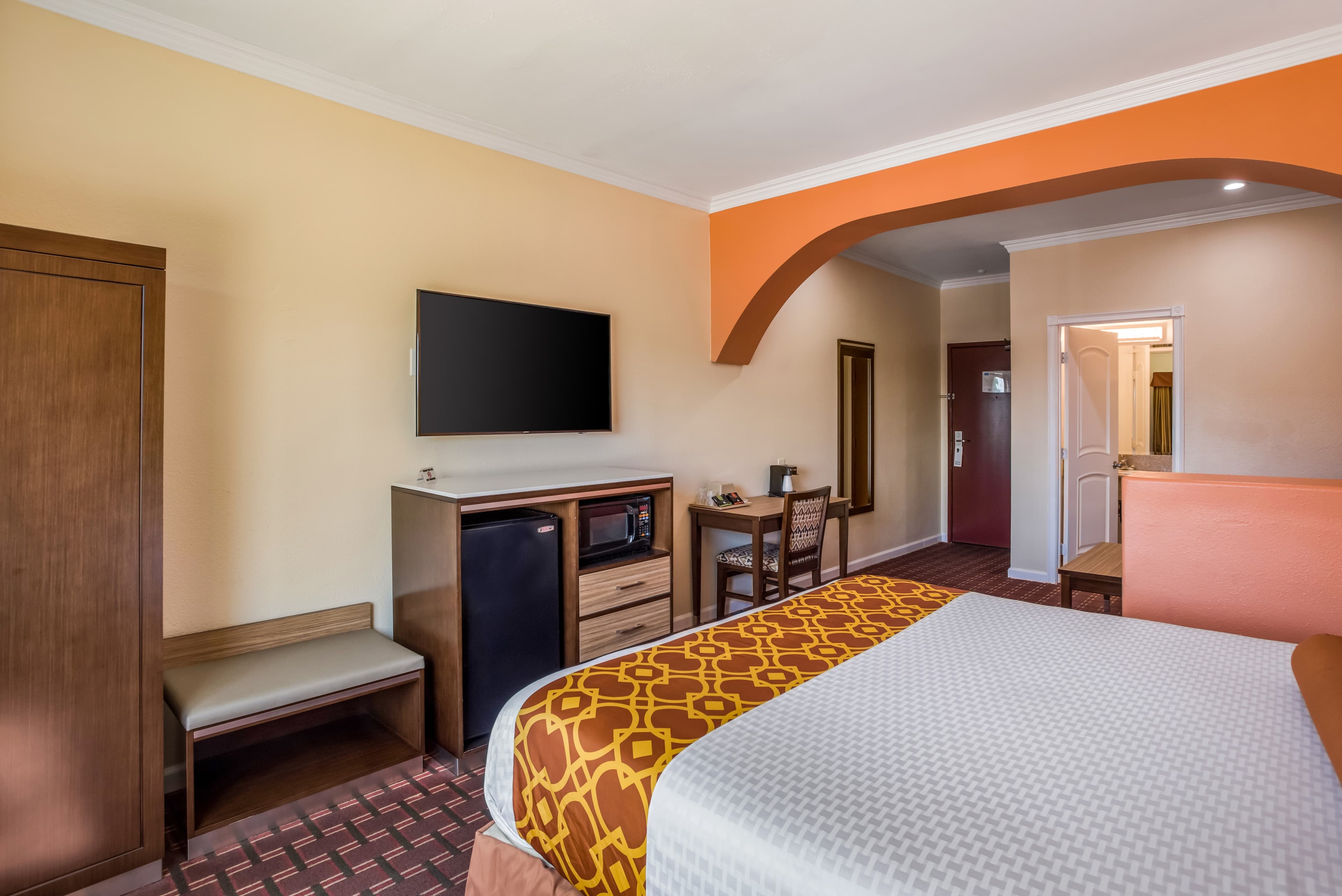 Rodeway Inn & Suites Pasadena — 55