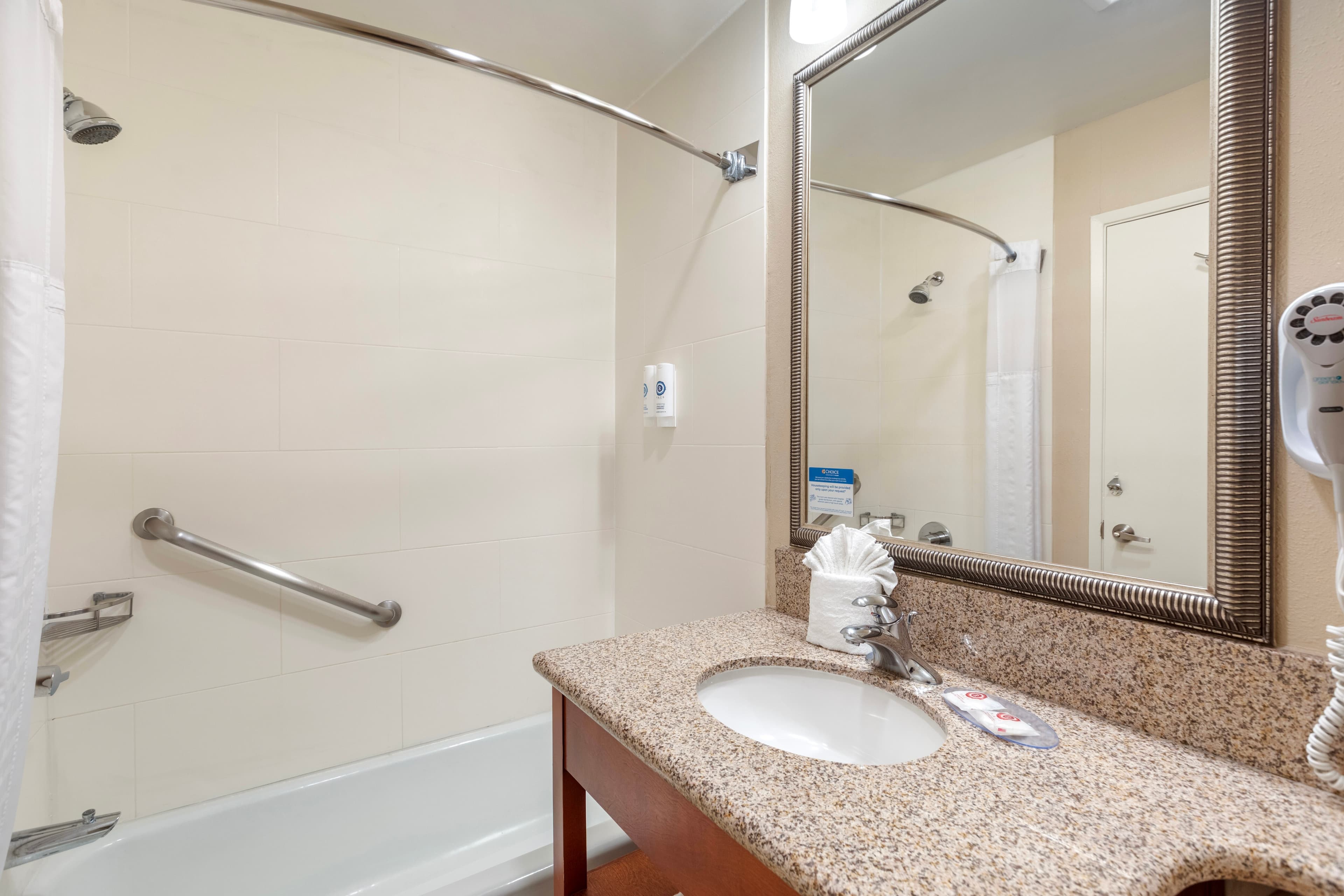 Comfort Inn Santa Monica - West Los Angeles — 25