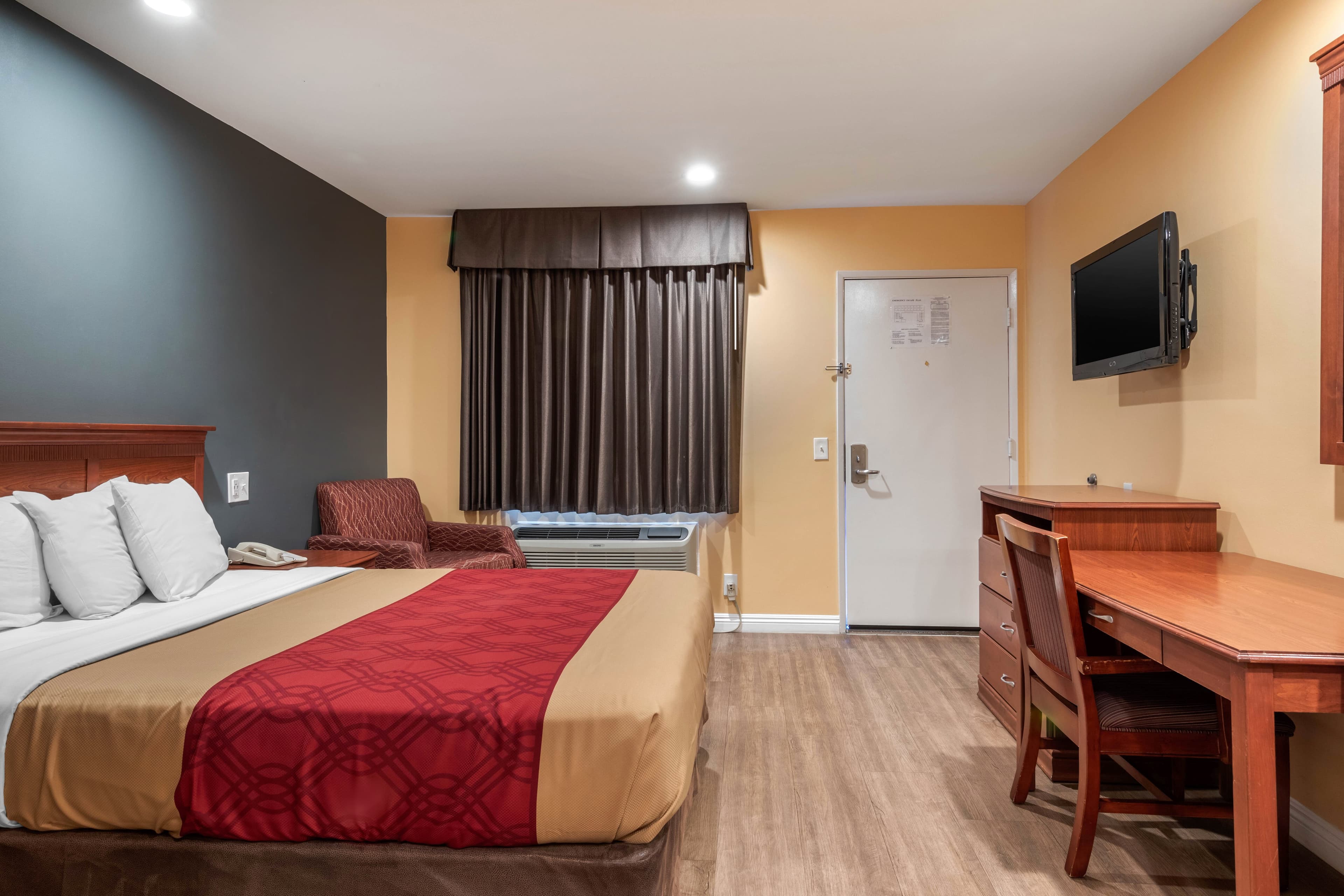 Rodeway Inn Carson - Los Angeles South — 13