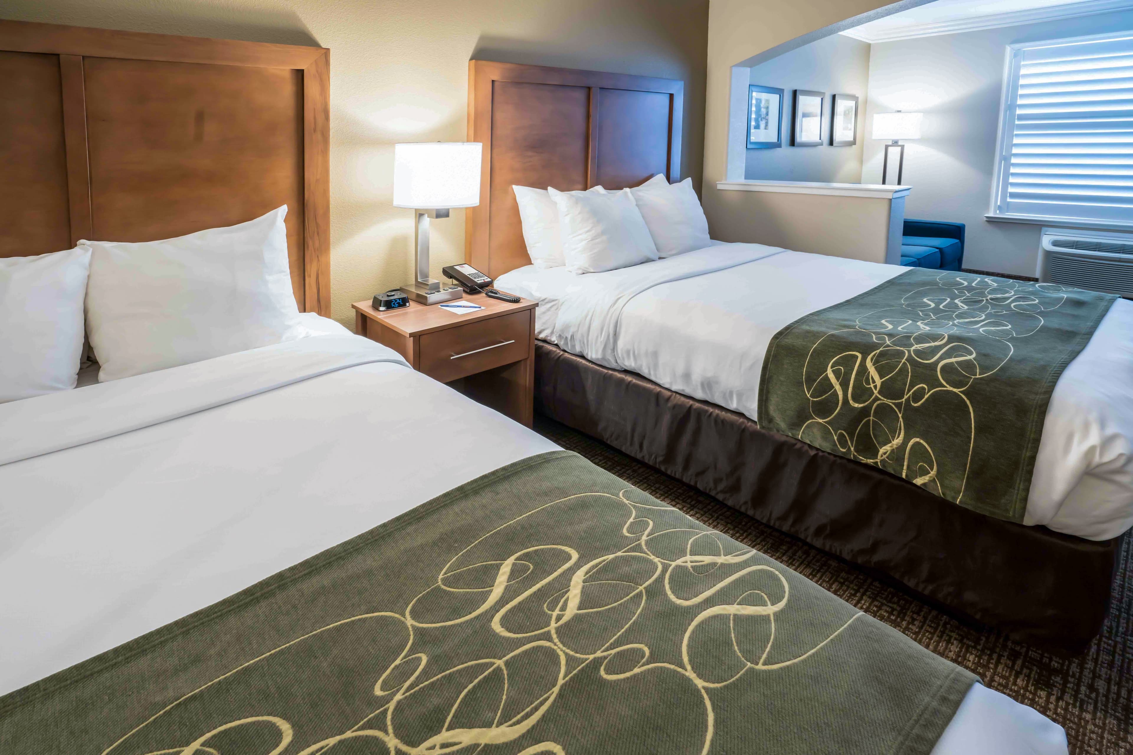 Comfort Suites Fresno River Park — 13