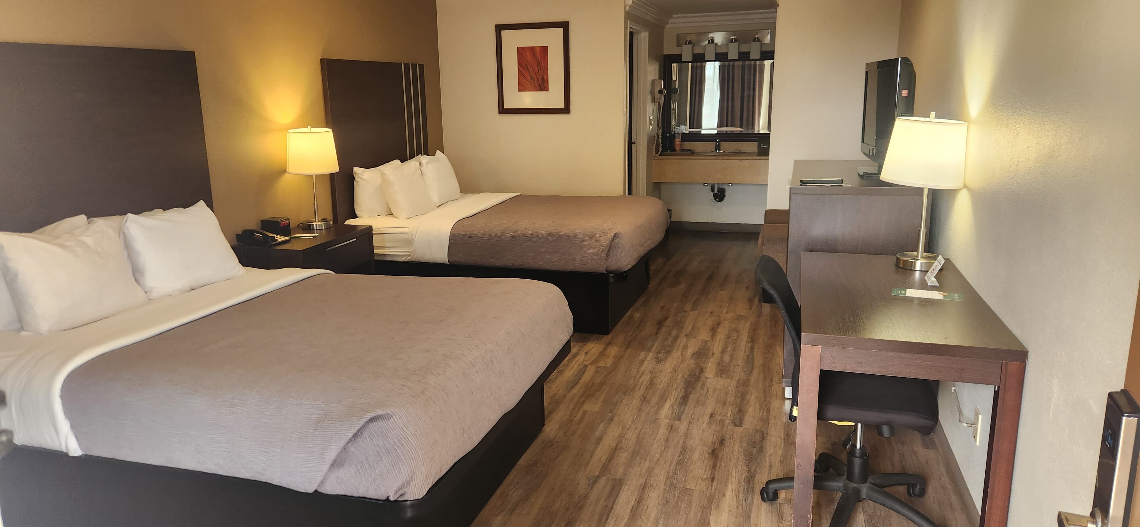 Quality Inn Long Beach - Signal Hill — 14