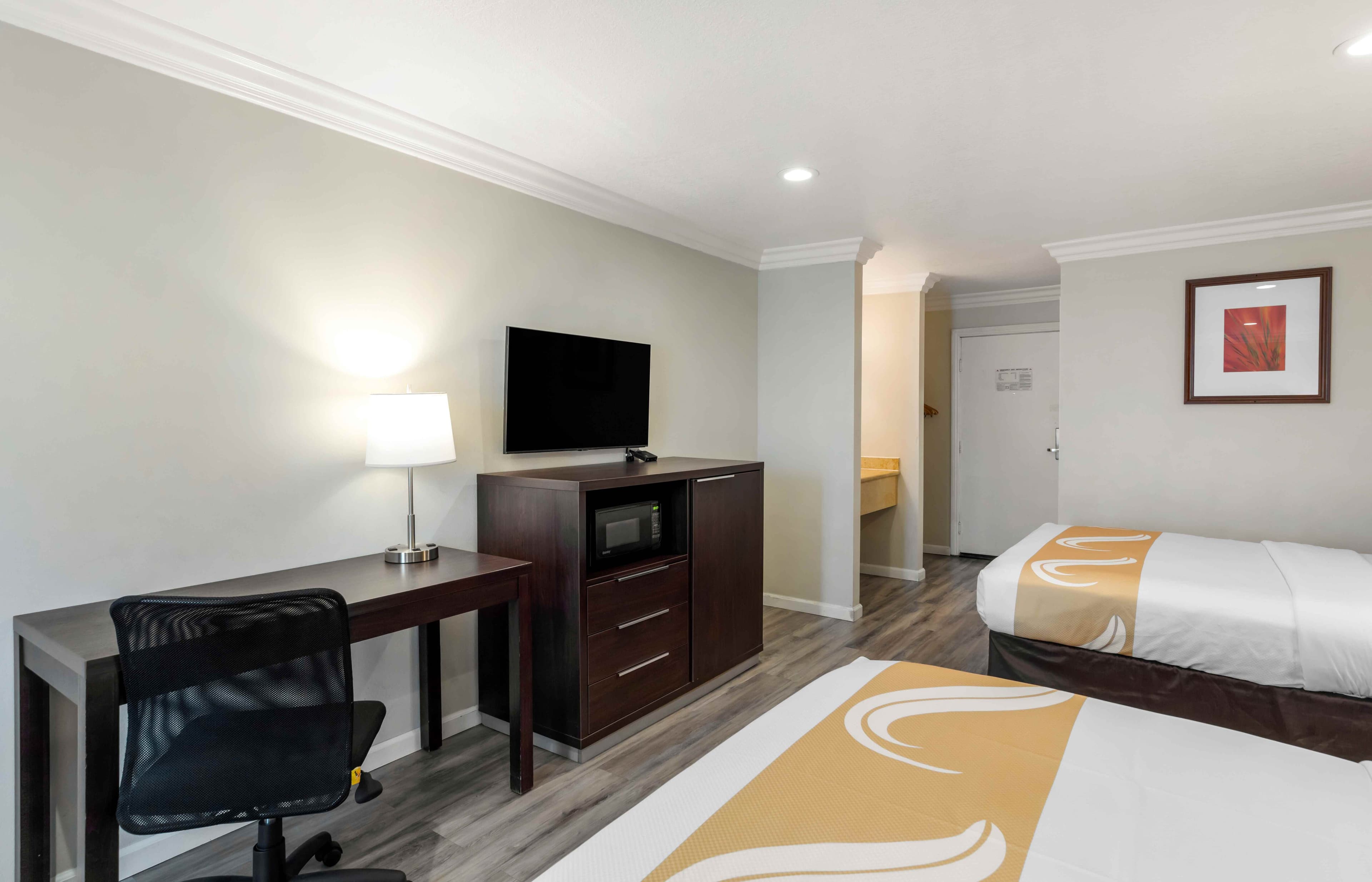Quality Inn Long Beach - Signal Hill — 17