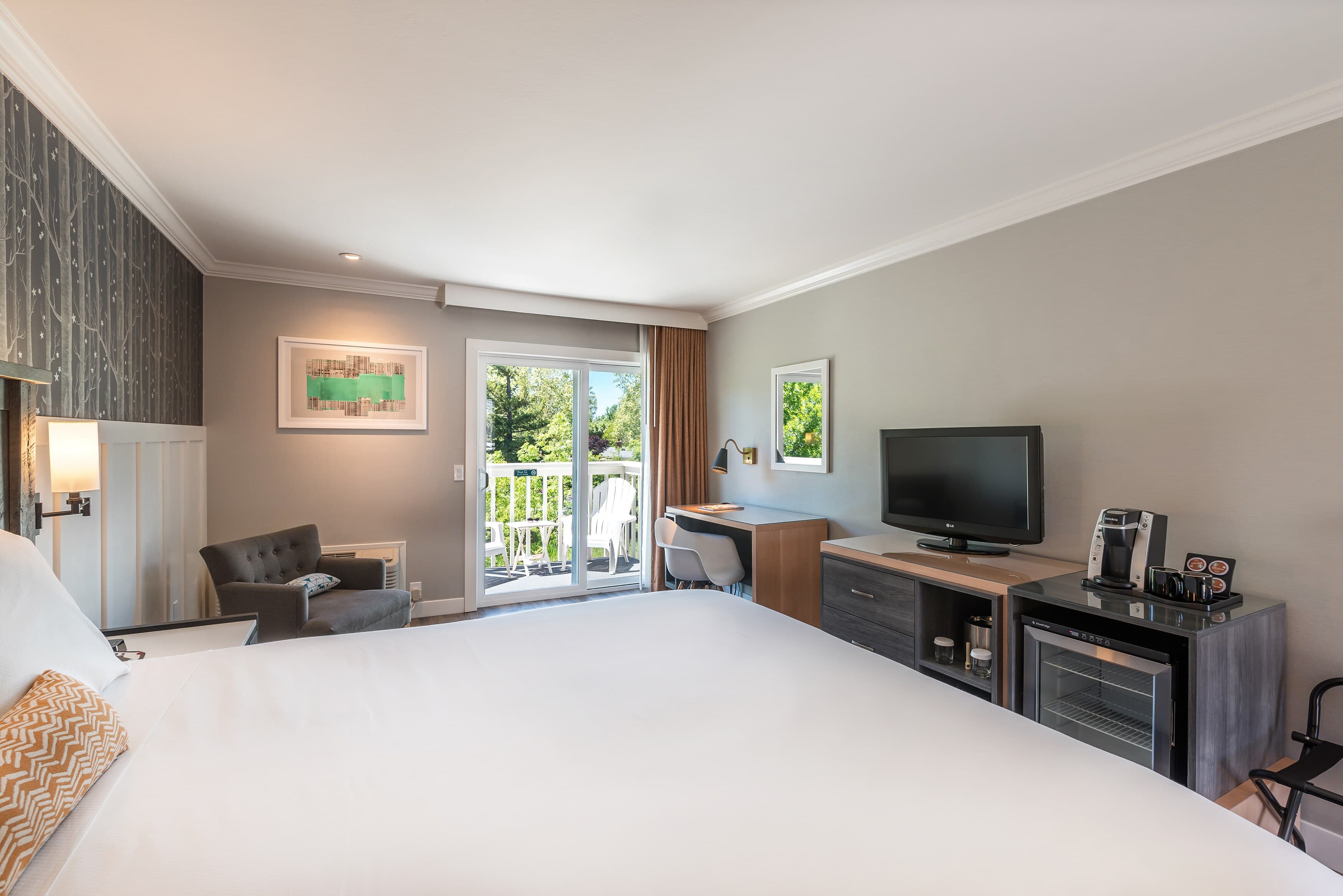 UpValley Inn & Hot Springs Napa Valley, an Ascend Collection Hotel - Image 2