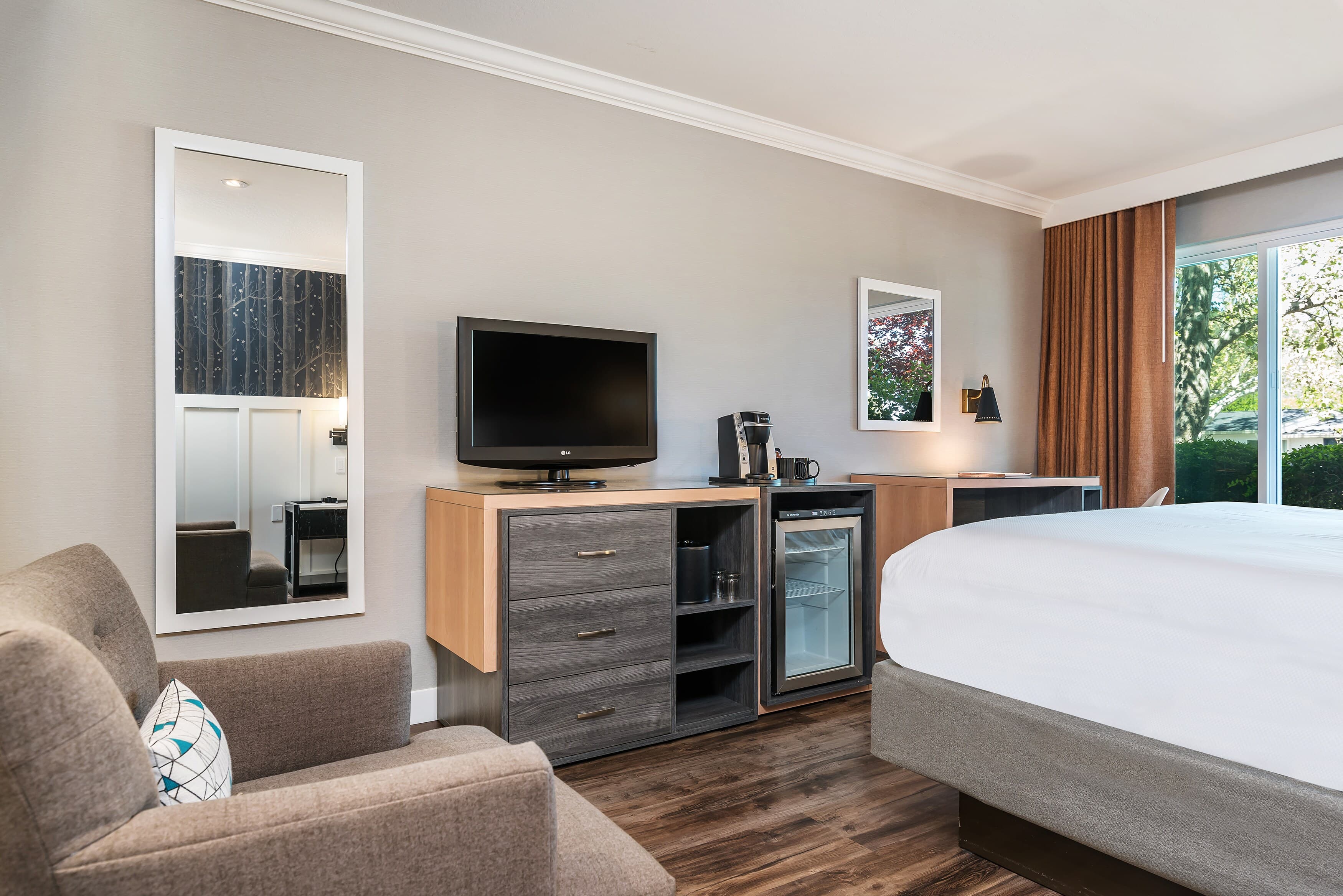 UpValley Inn & Hot Springs Napa Valley, an Ascend Collection Hotel — 10