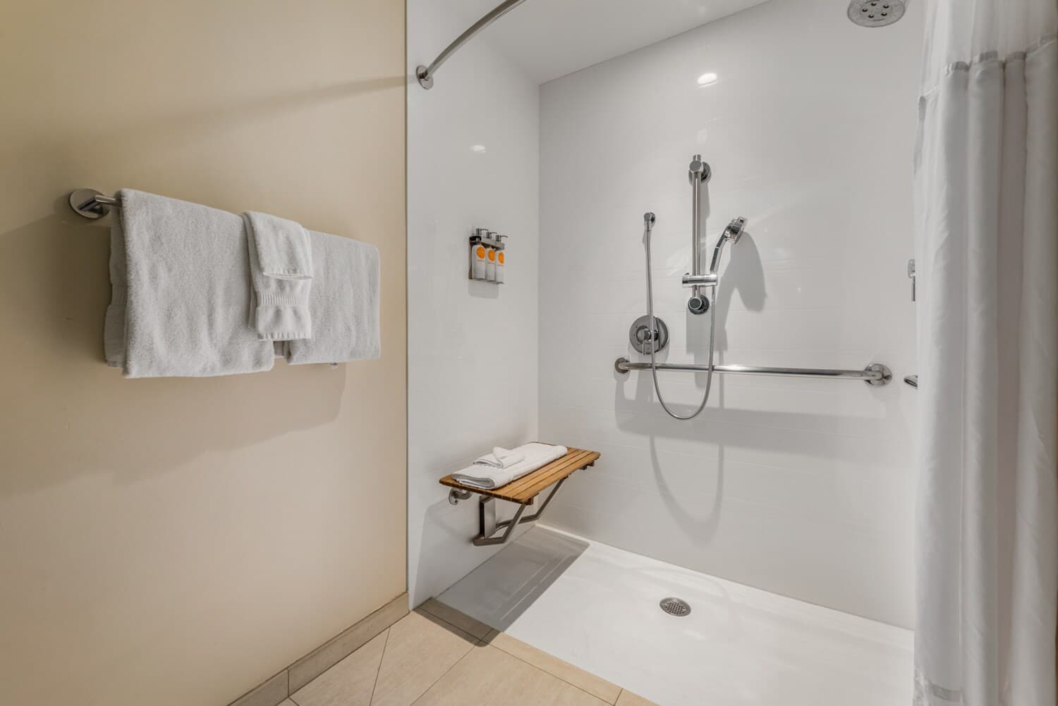 UpValley Inn & Hot Springs Napa Valley, an Ascend Collection Hotel — 27