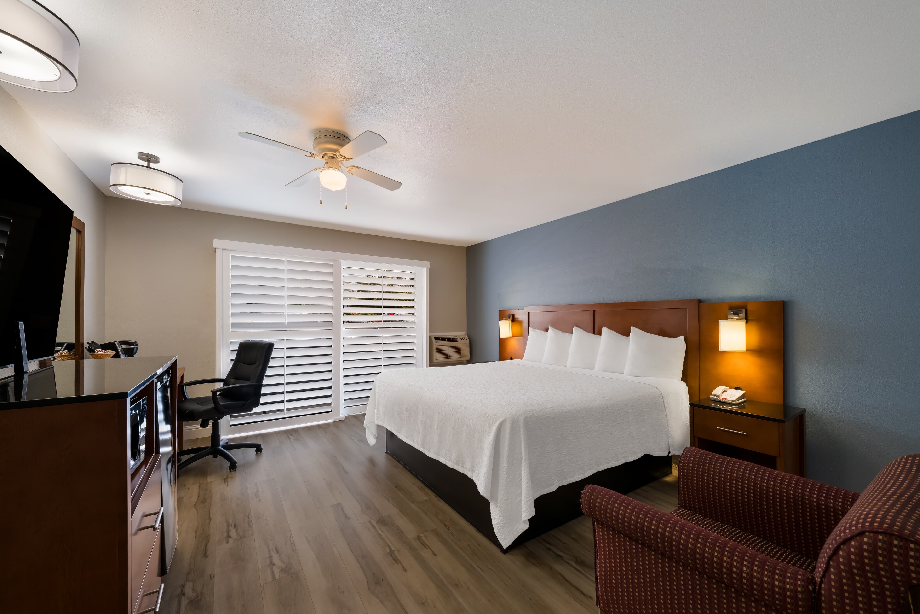 Comfort Inn near Hearst Castle - Cambria - Image 2