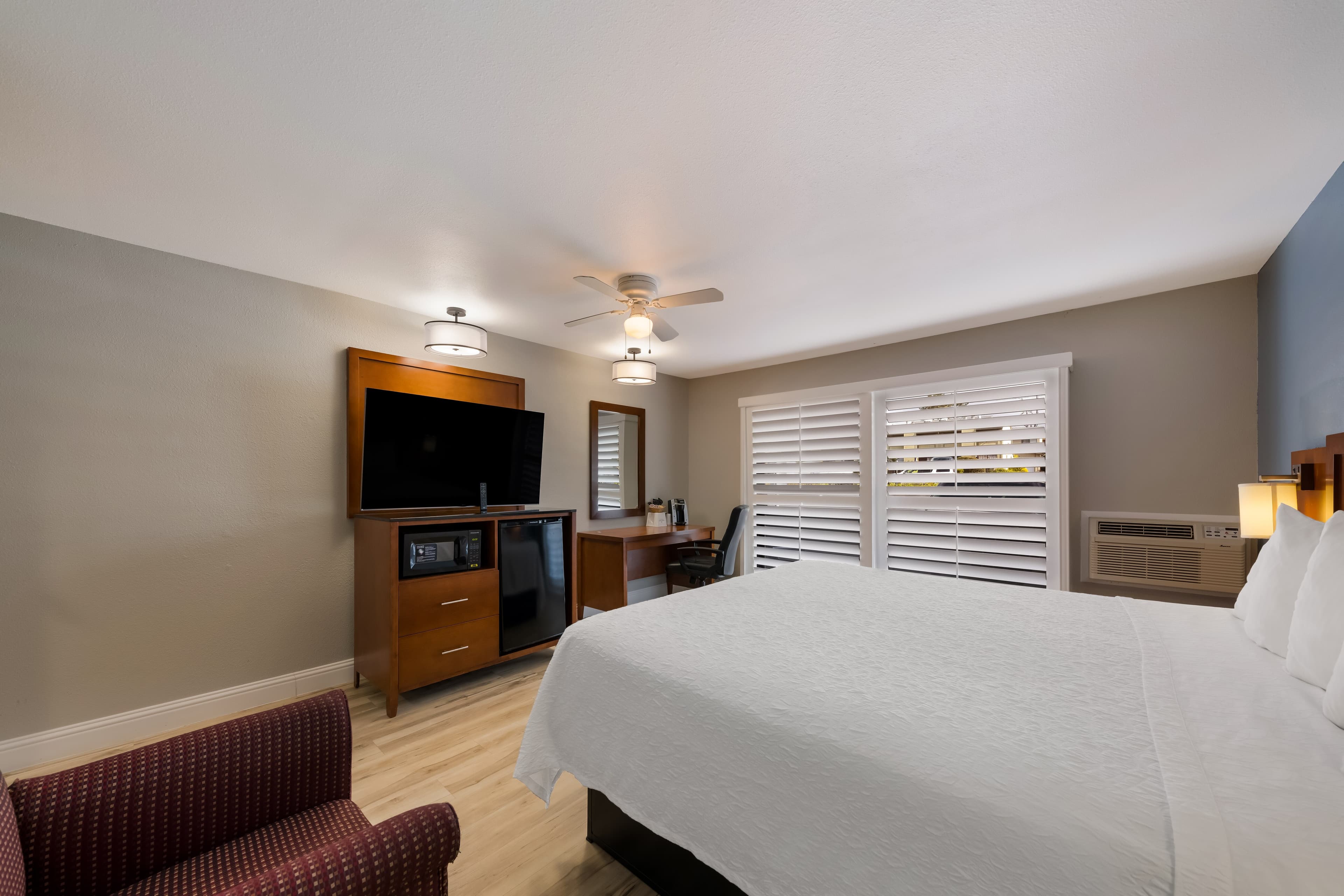 Comfort Inn near Hearst Castle - Cambria - Image 3