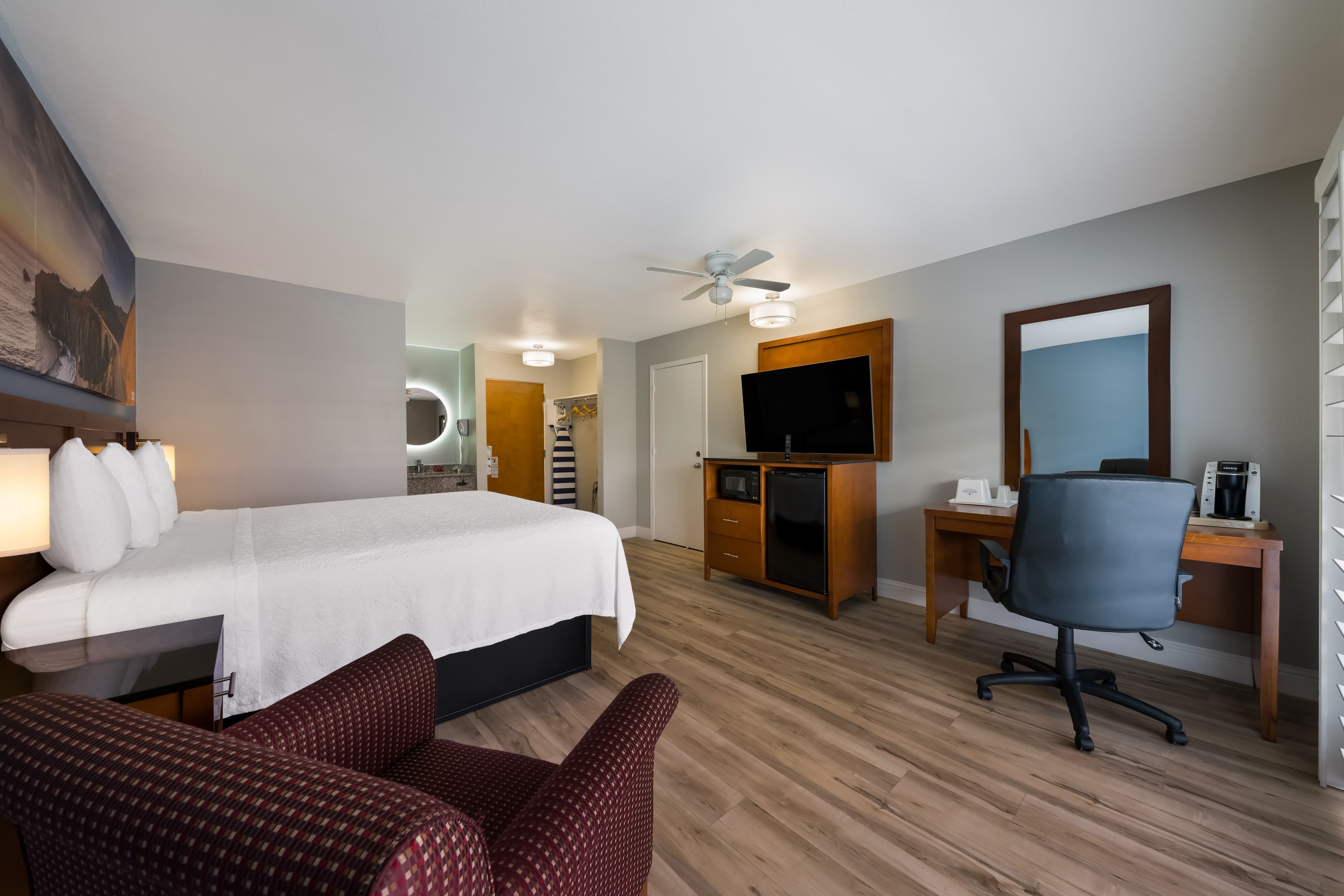 Comfort Inn near Hearst Castle - Cambria — 11