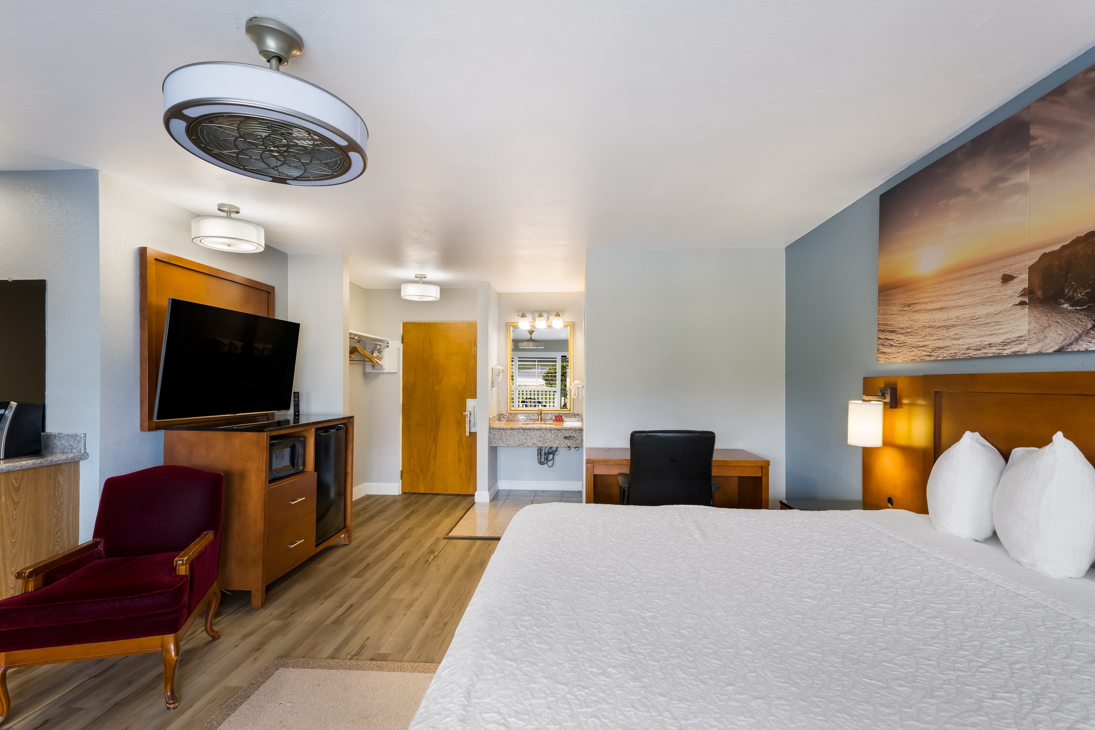 Comfort Inn near Hearst Castle - Cambria — 24