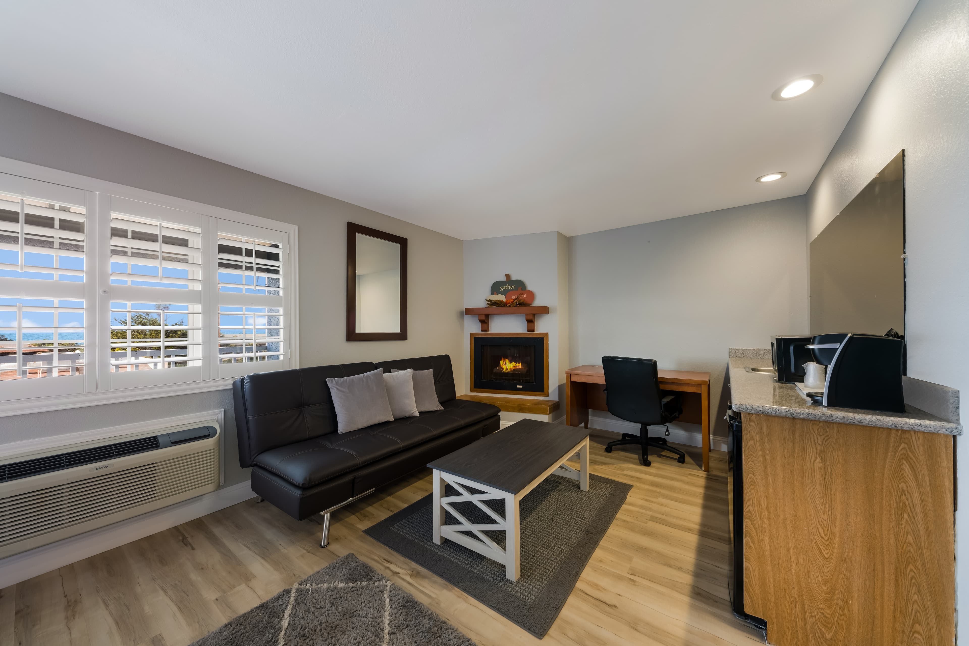 Comfort Inn near Hearst Castle - Cambria — 27