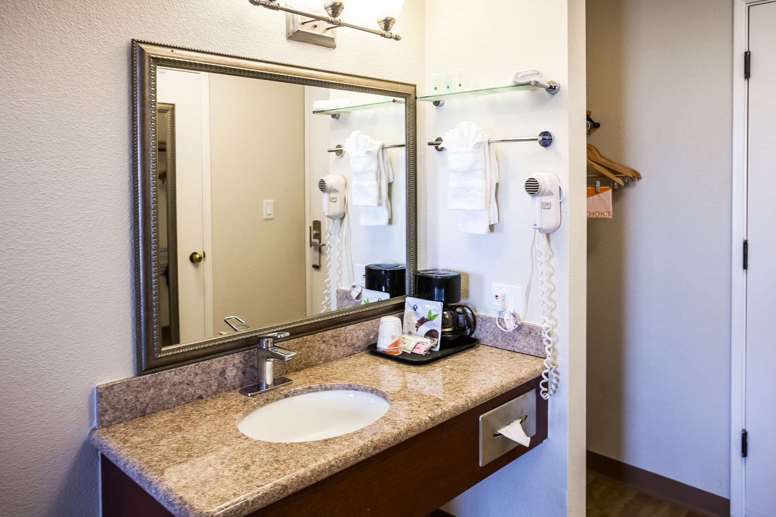 Quality Inn near Six Flags Discovery Kingdom-Napa Valley — 16