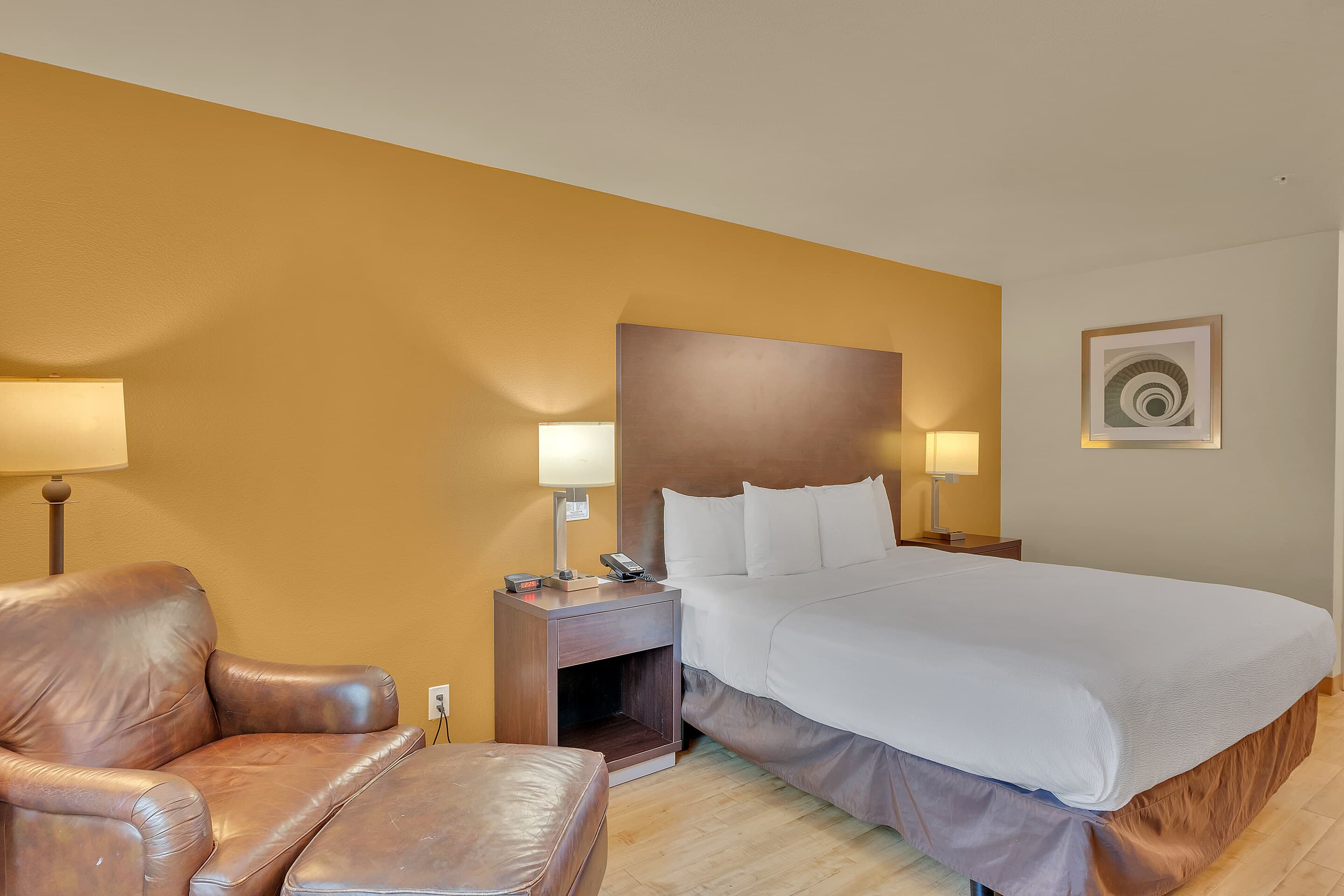Quality Inn near Six Flags Discovery Kingdom-Napa Valley — 8