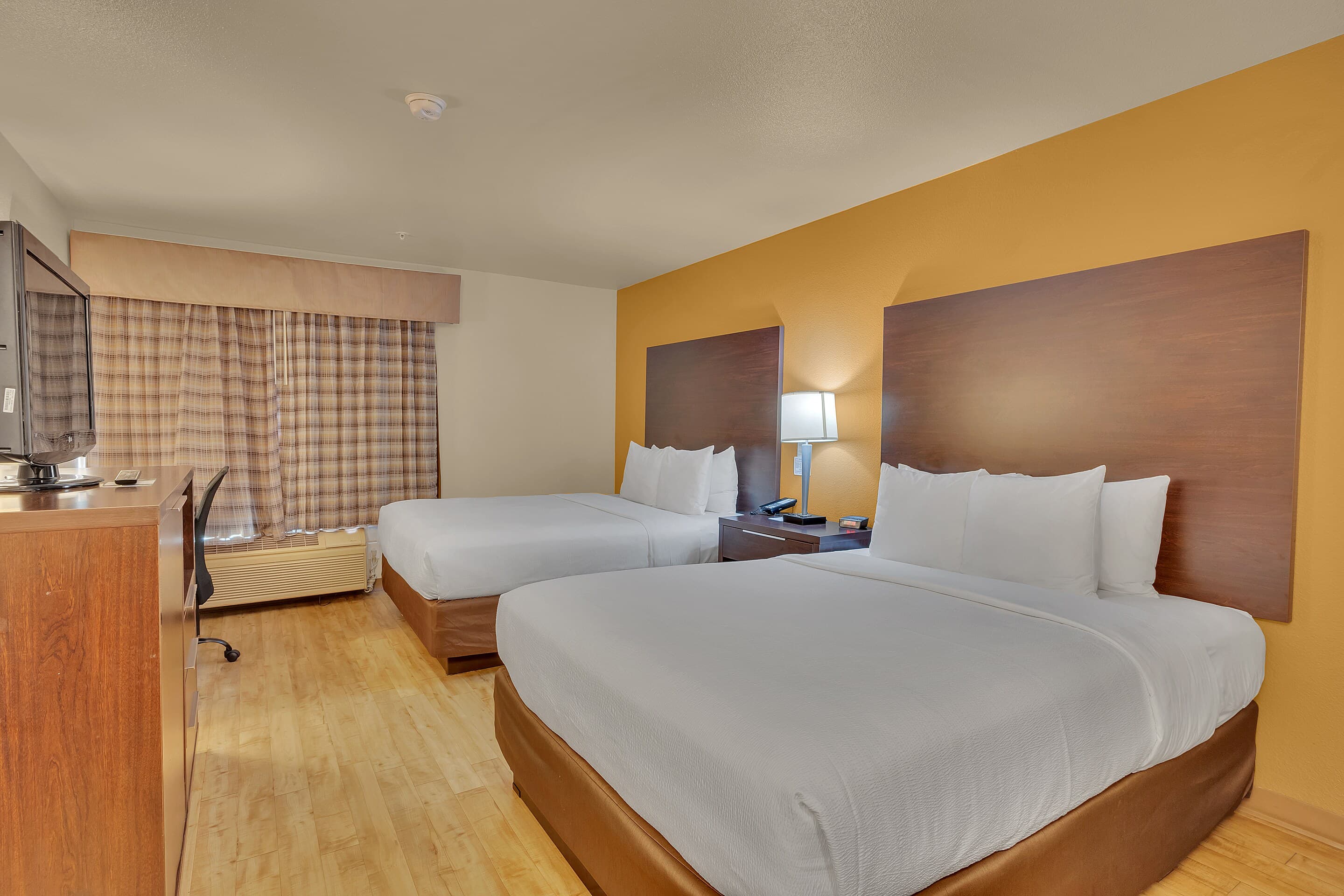 Quality Inn near Six Flags Discovery Kingdom-Napa Valley — 17