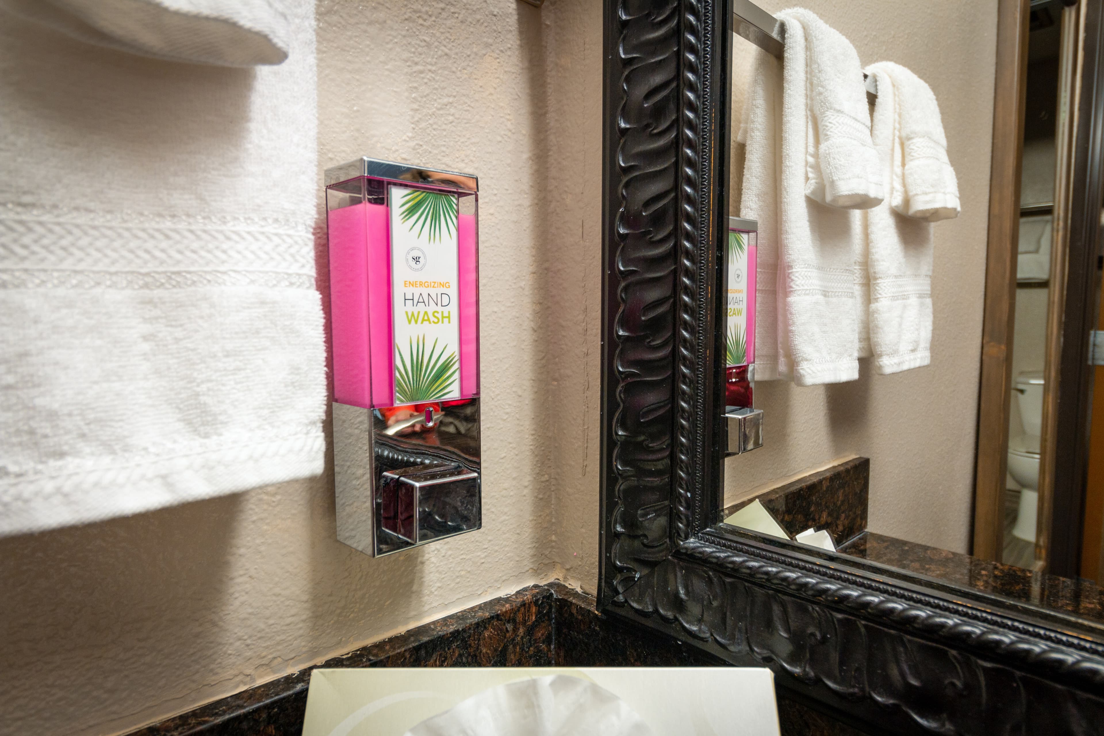Quality Inn Bishop near Mammoth - Image 4
