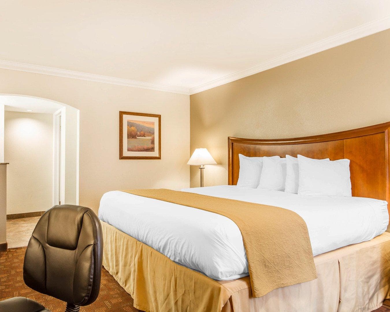 Quality Inn Sacramento Convention Center - Image 4
