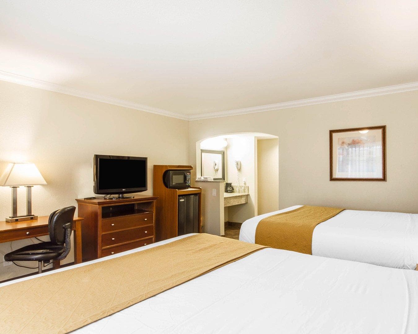 Quality Inn Sacramento Convention Center — 15
