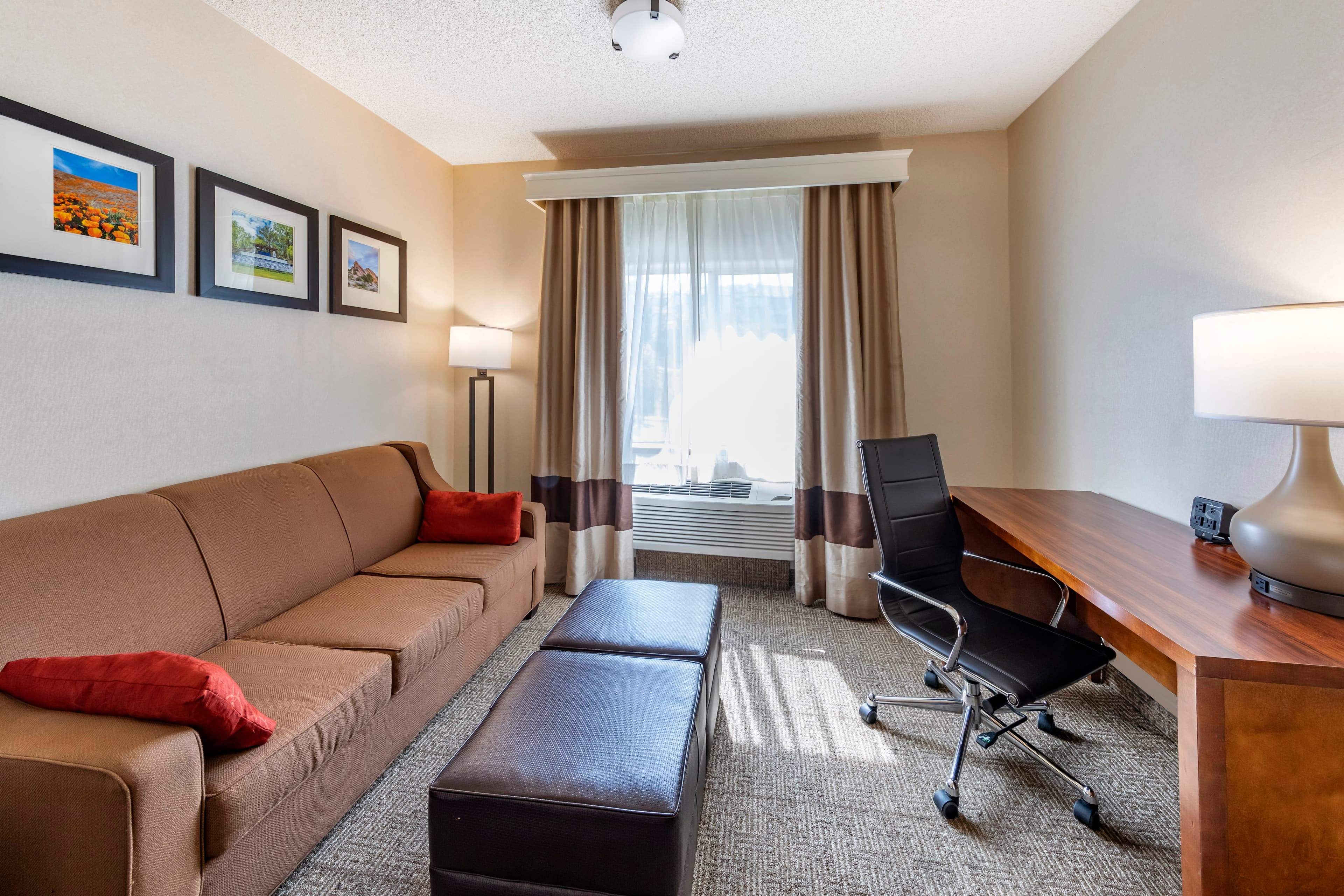 Comfort Suites Near Six Flags Magic Mountain — 20