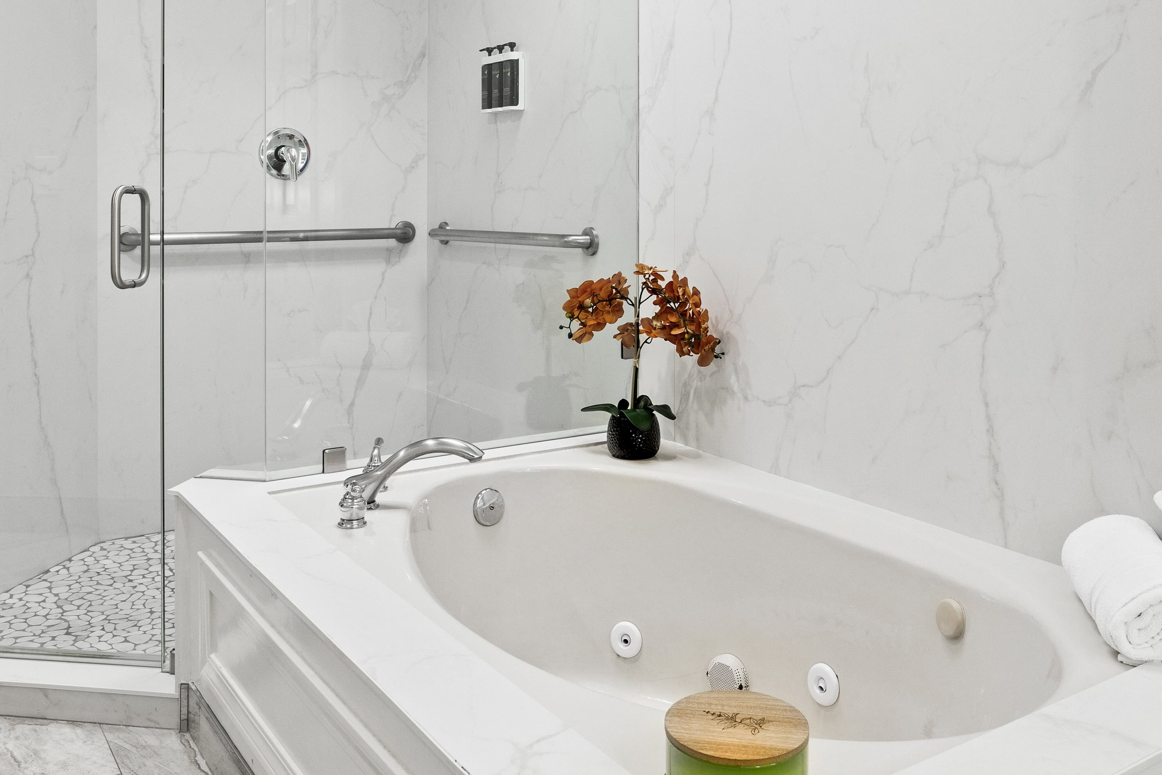 University Park Inn & Suites, an Ascend Collection Hotel — 31
